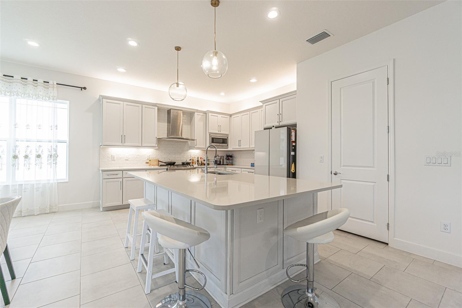 WINDING RDG PH 4 - Residential Lease