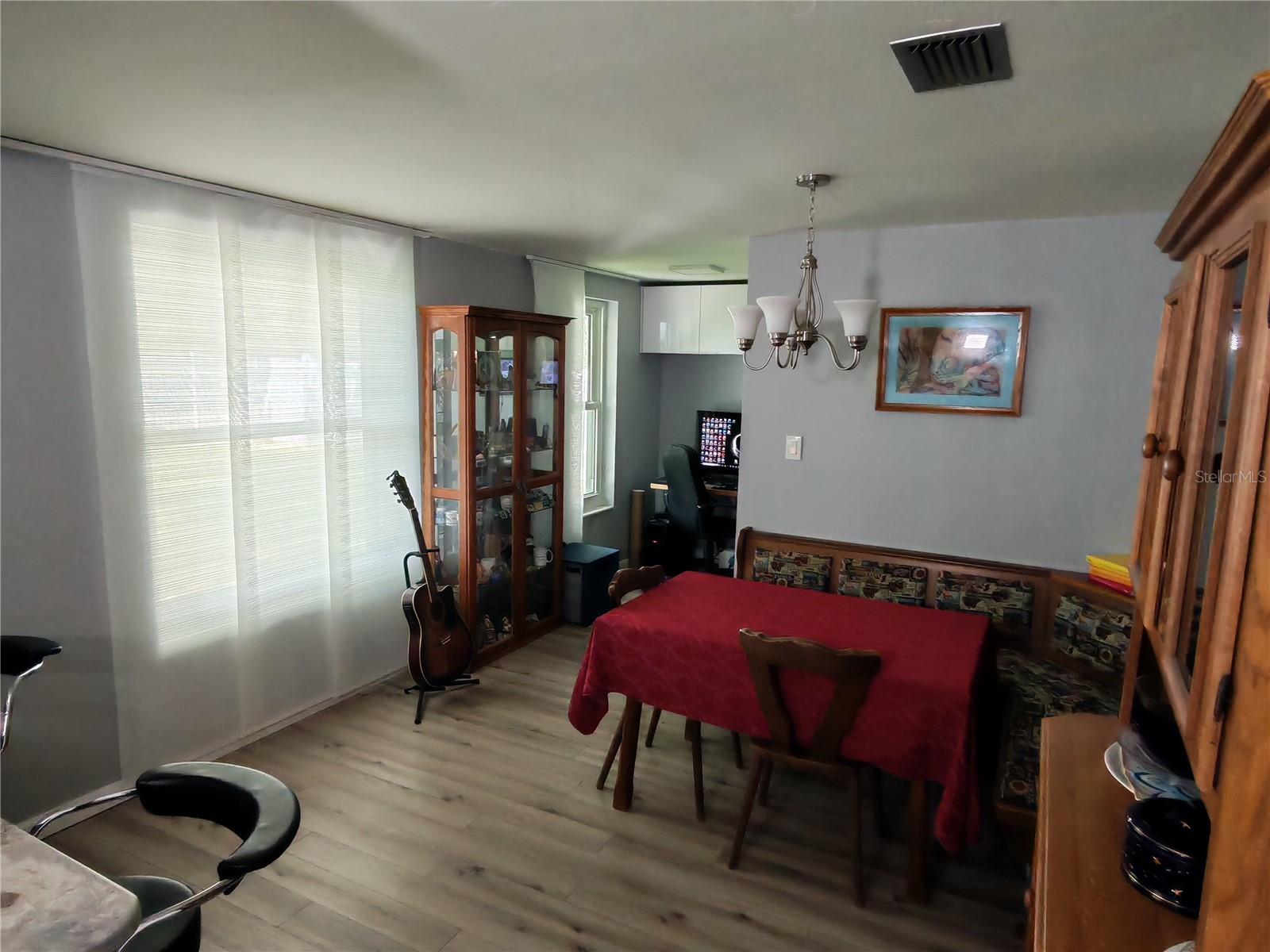 JASMINE LAKES - Residential