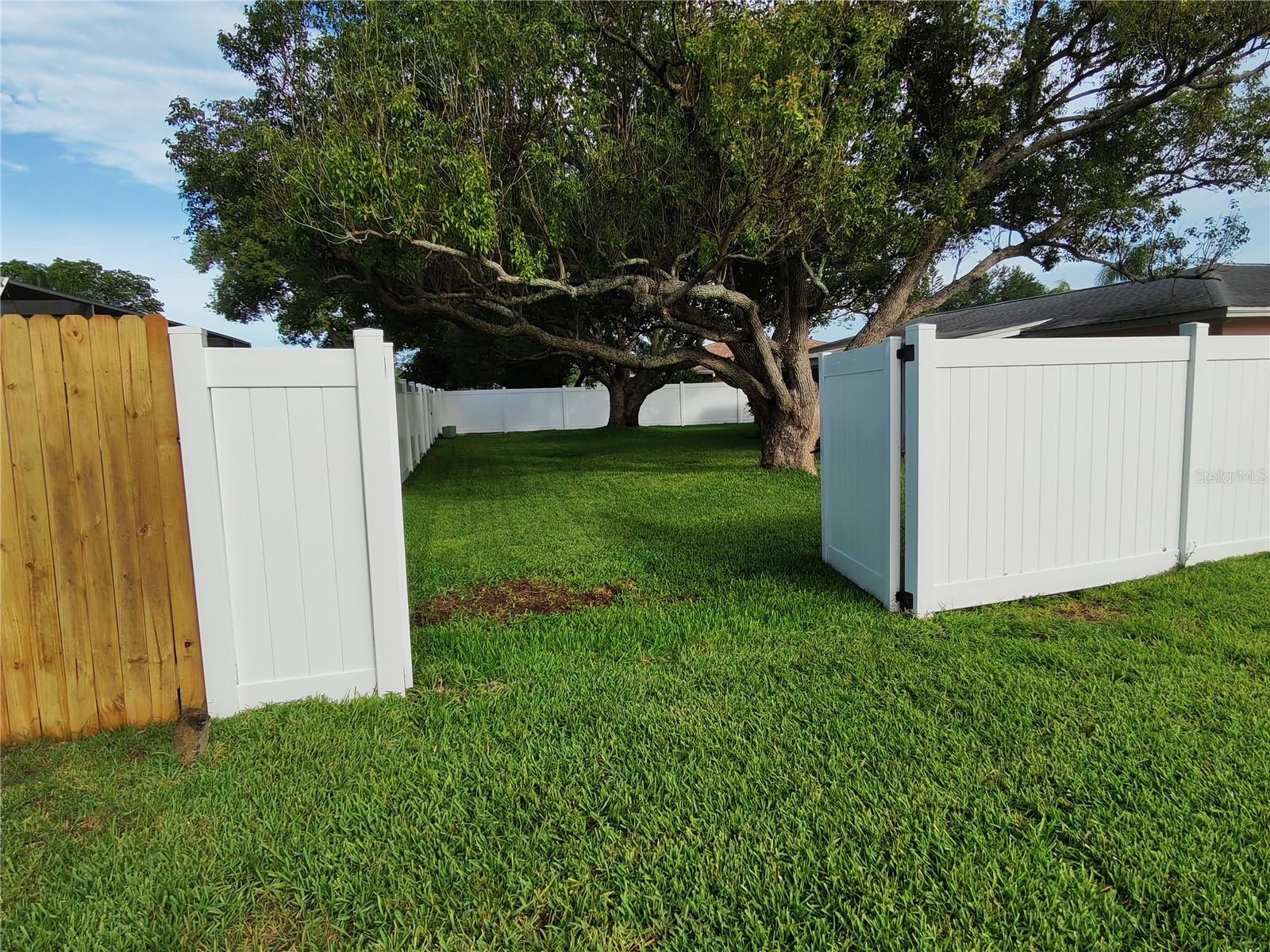 JASMINE LAKES - Residential