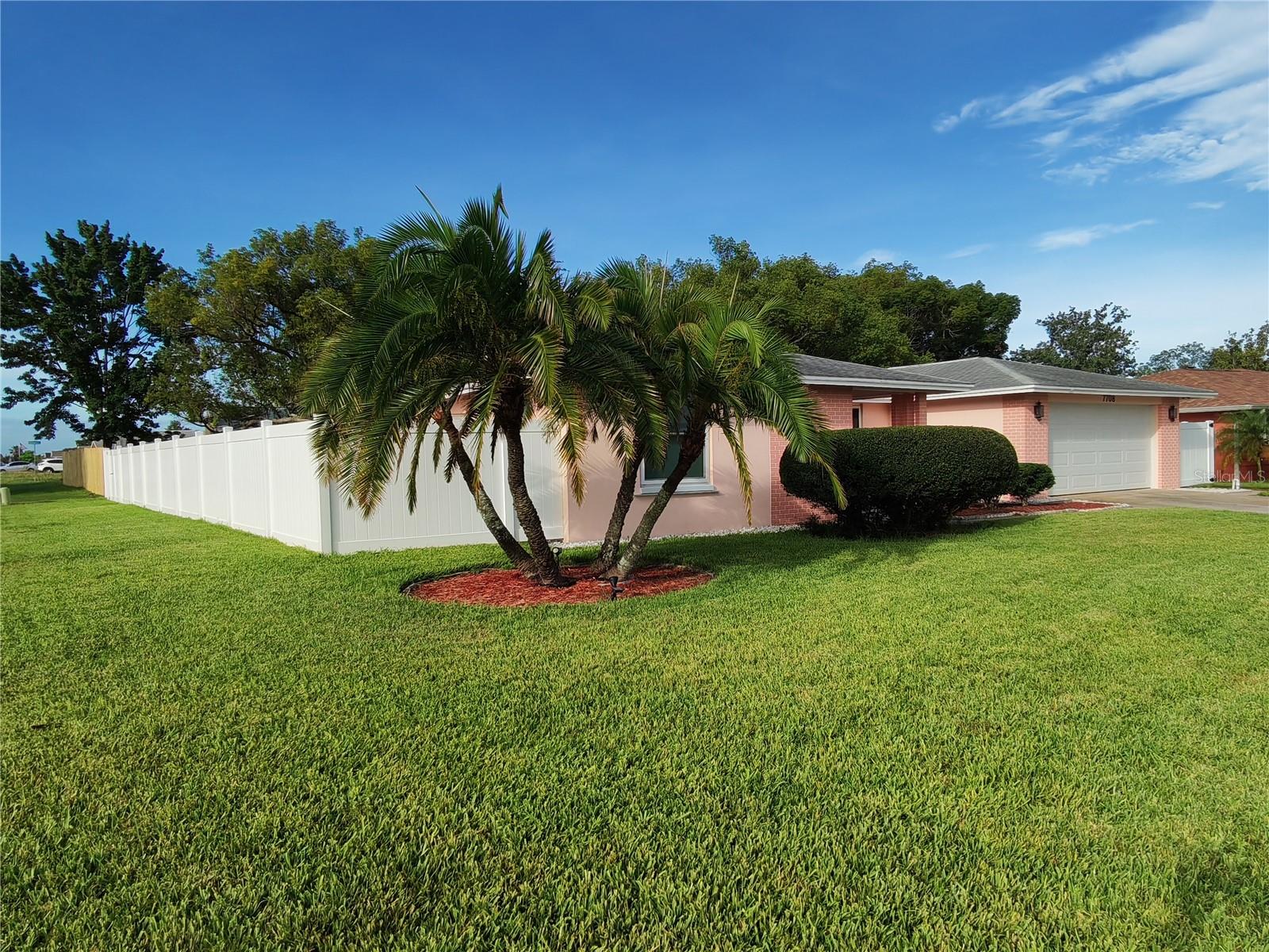 JASMINE LAKES - Residential