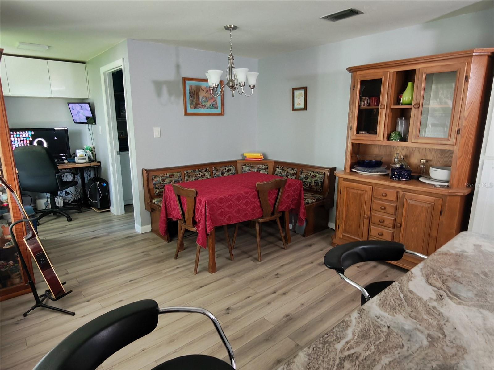 JASMINE LAKES - Residential