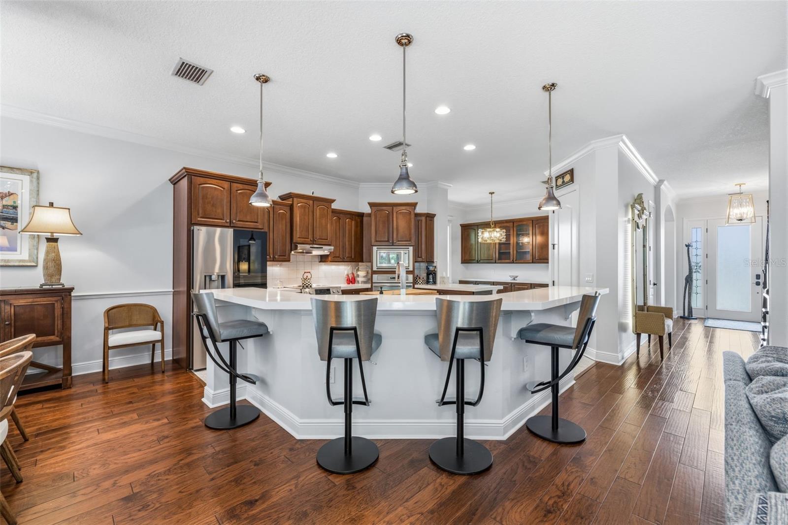 FOREST HILLS - Residential