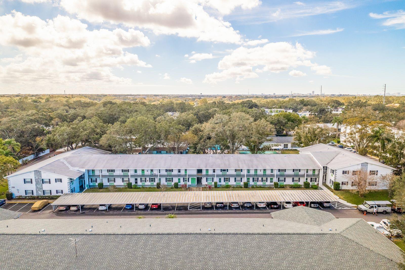 DOUGLAS ARMS - Residential