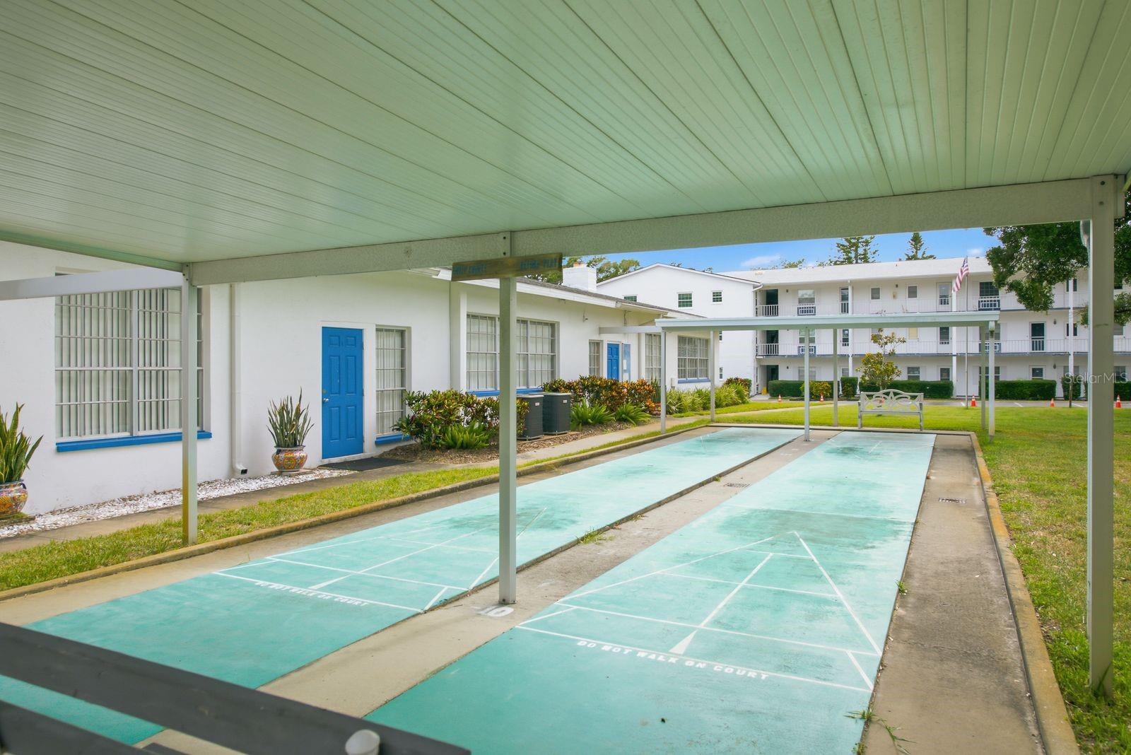 DOUGLAS ARMS - Residential