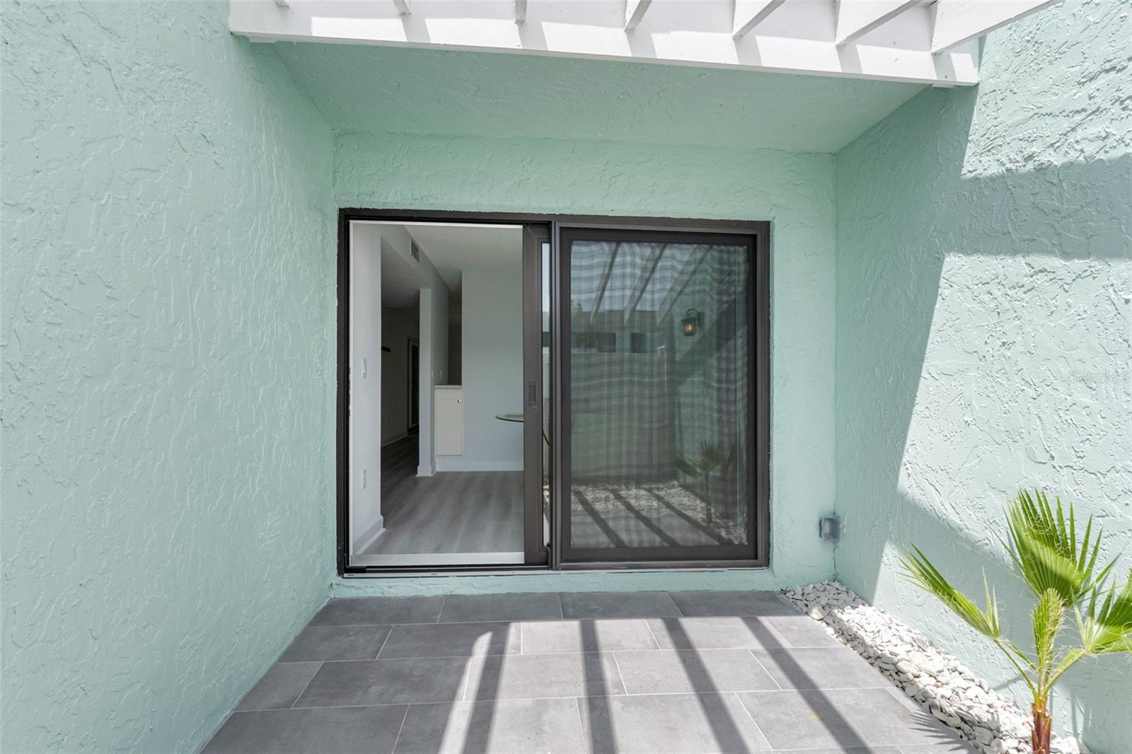WINDRUSH COVE PH 1 CONDO - Residential