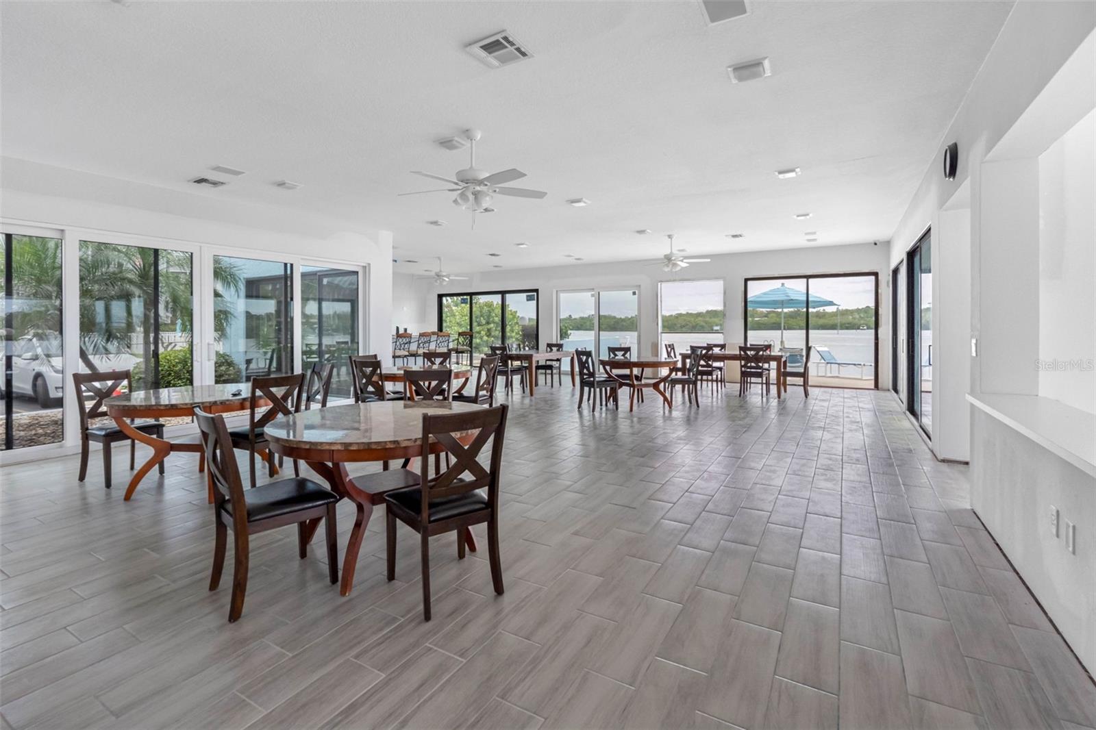 WINDRUSH COVE PH 1 CONDO - Residential
