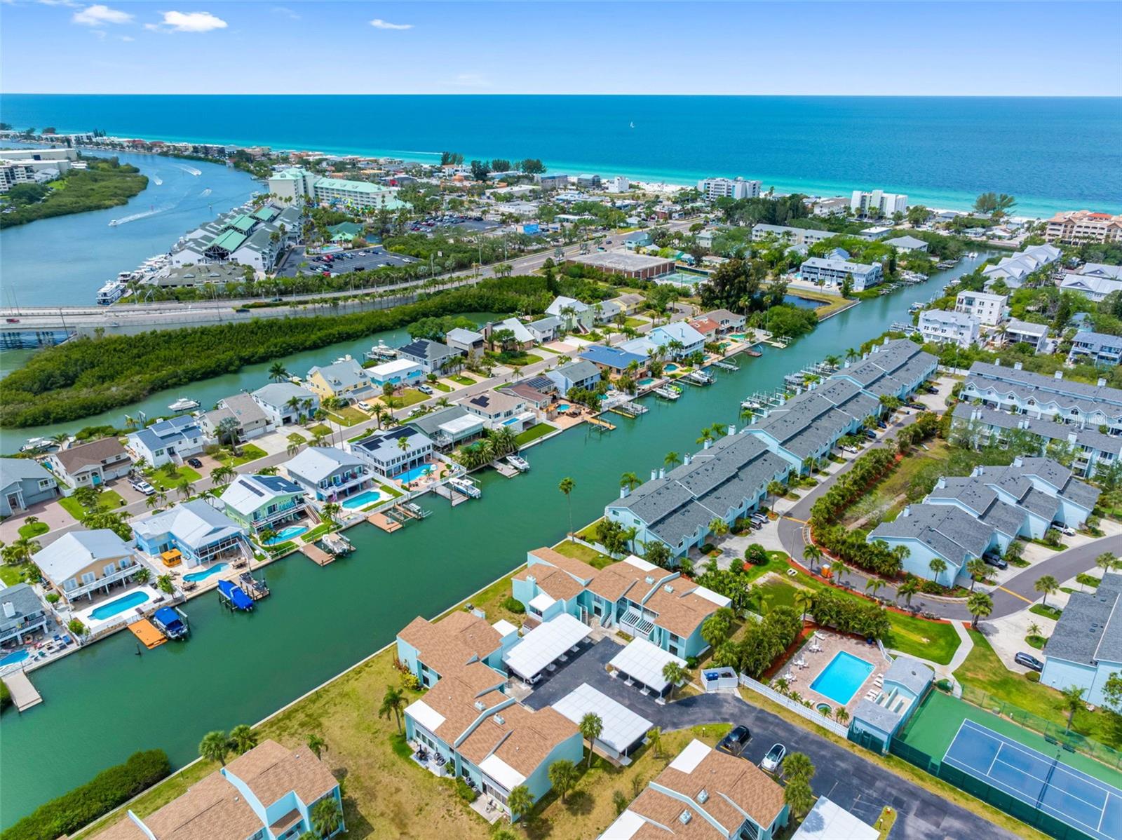 WINDRUSH COVE PH 1 CONDO - Residential