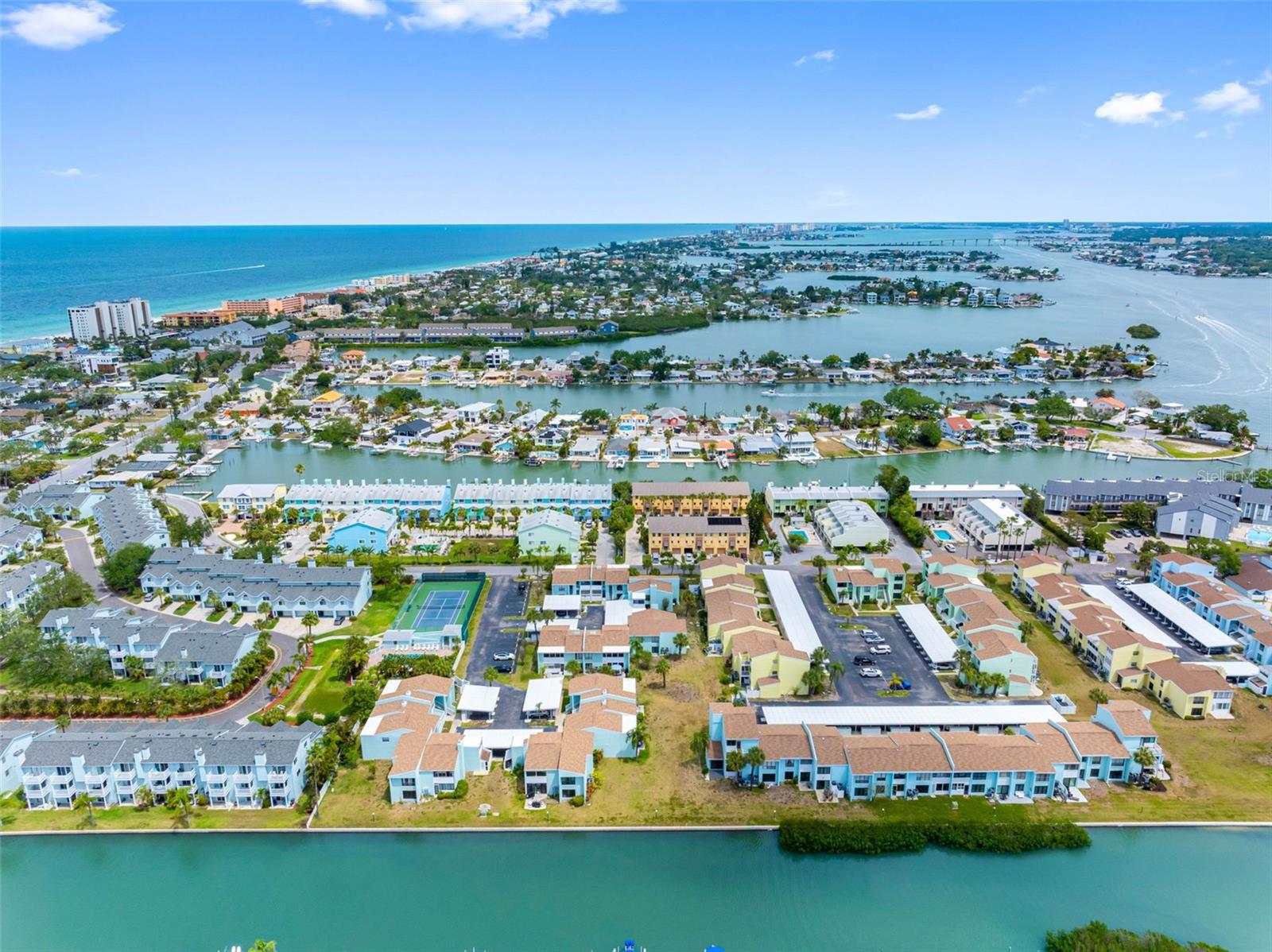 WINDRUSH COVE PH 1 CONDO - Residential