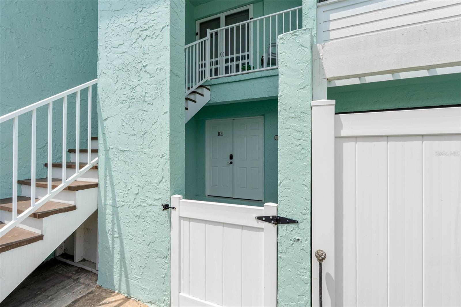 WINDRUSH COVE PH 1 CONDO - Residential