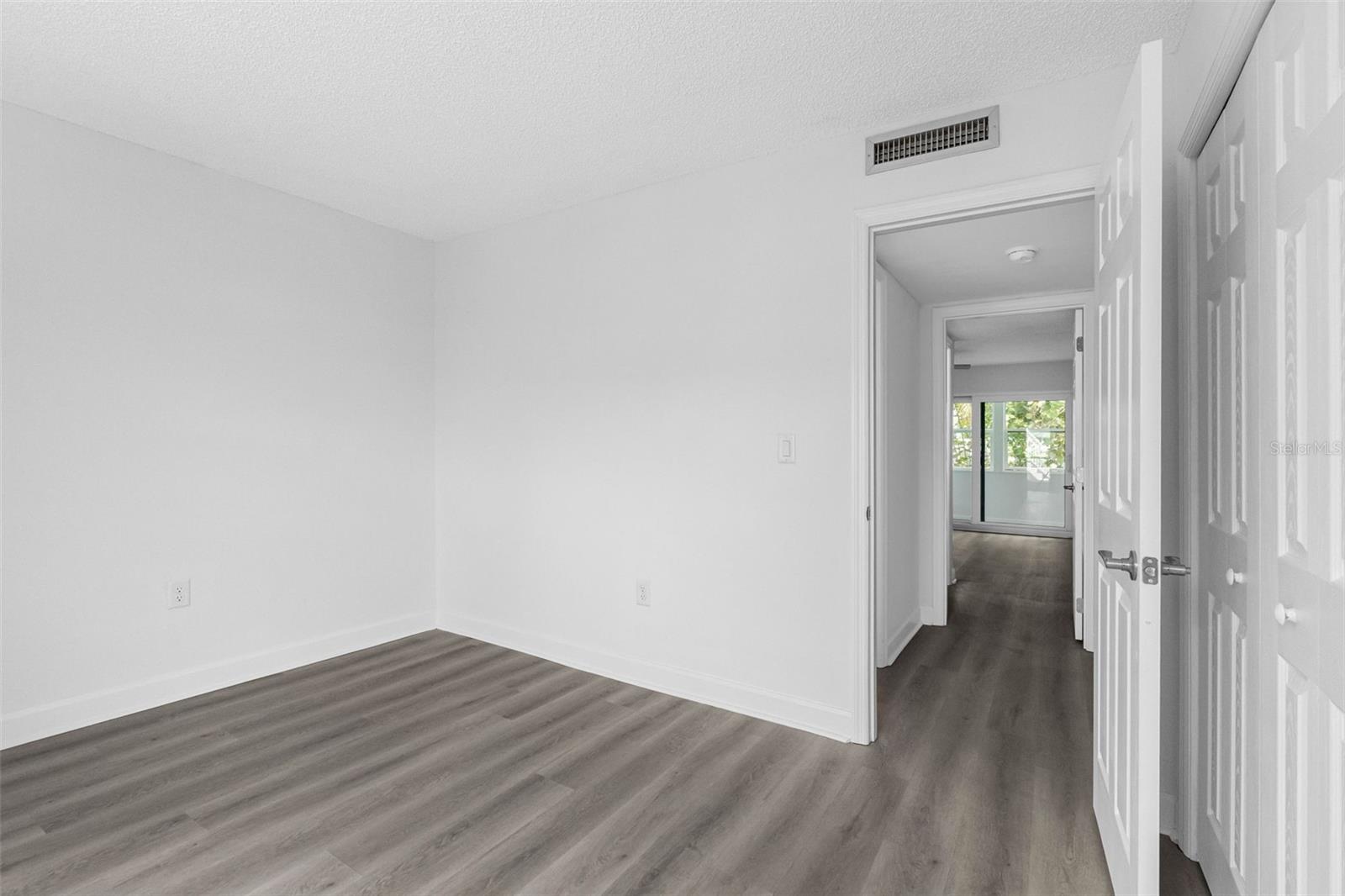 WINDRUSH COVE PH 1 CONDO - Residential