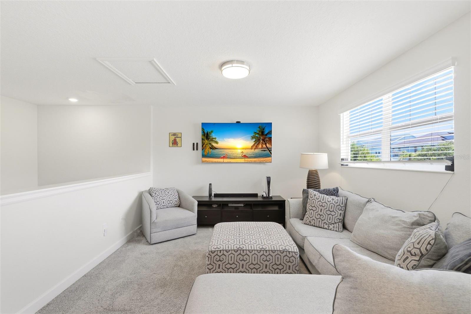 PANTHER VIEW - Residential
