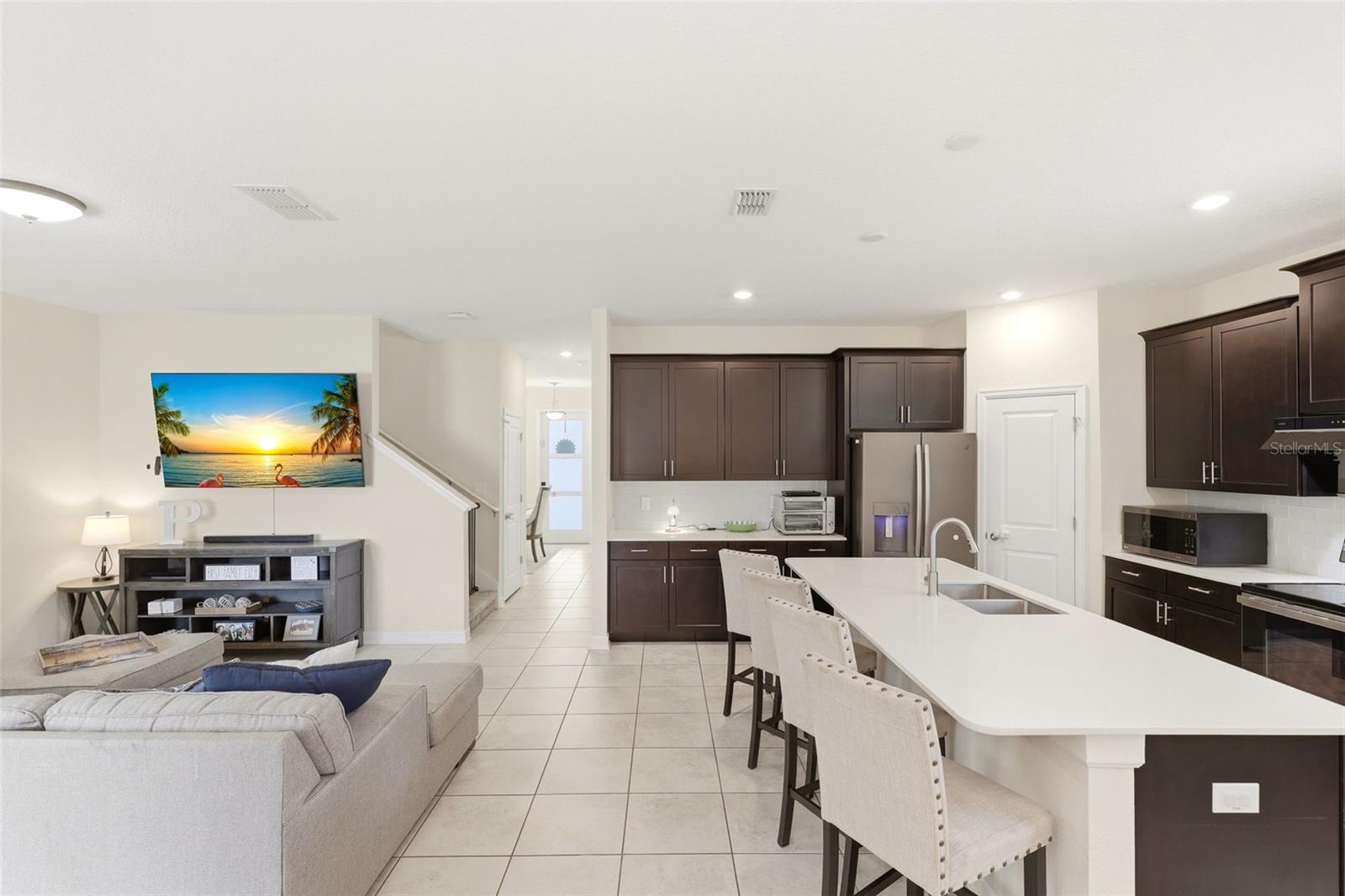 PANTHER VIEW - Residential