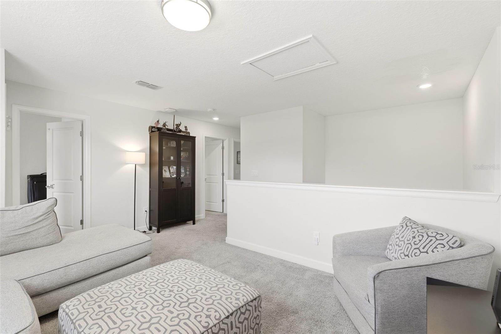 PANTHER VIEW - Residential