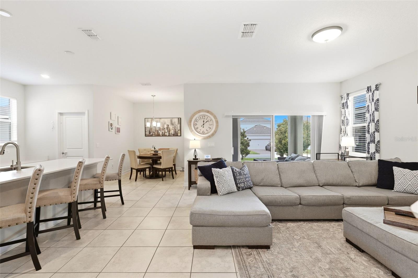 PANTHER VIEW - Residential