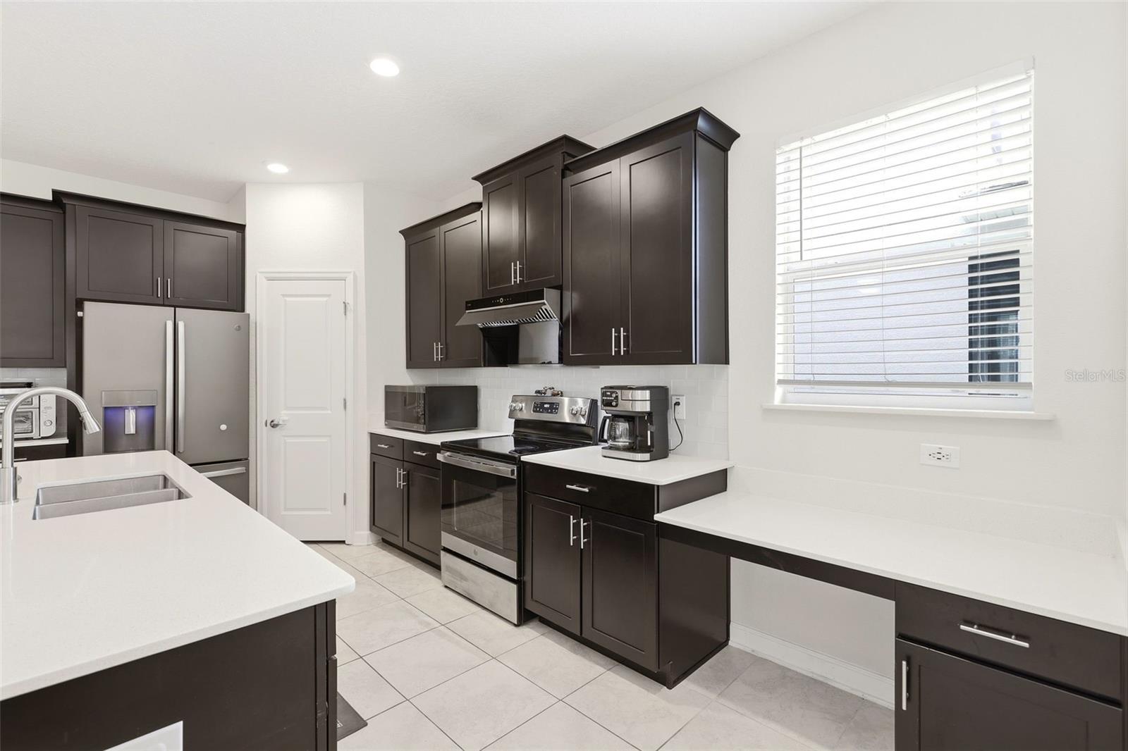 PANTHER VIEW - Residential
