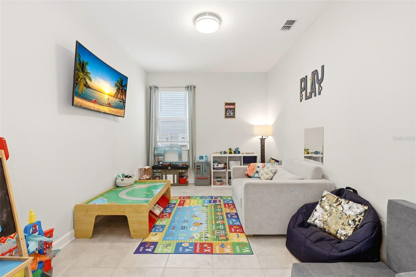 PANTHER VIEW - Residential