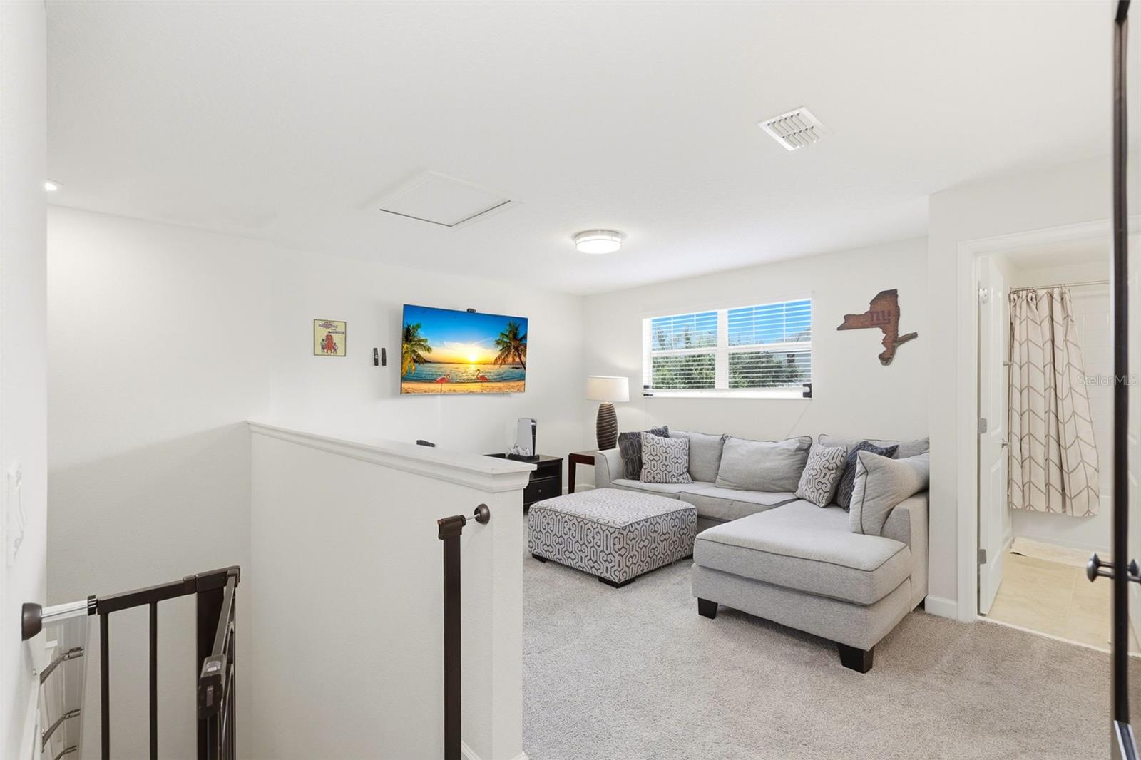 PANTHER VIEW - Residential