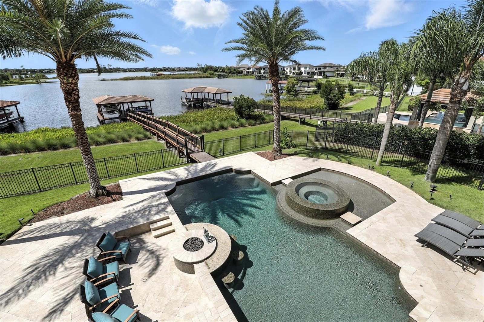 CASA DEL LAGO REP - Residential