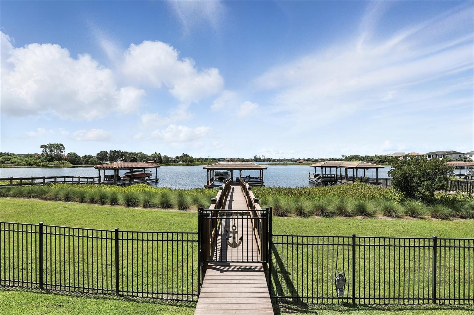 CASA DEL LAGO REP - Residential
