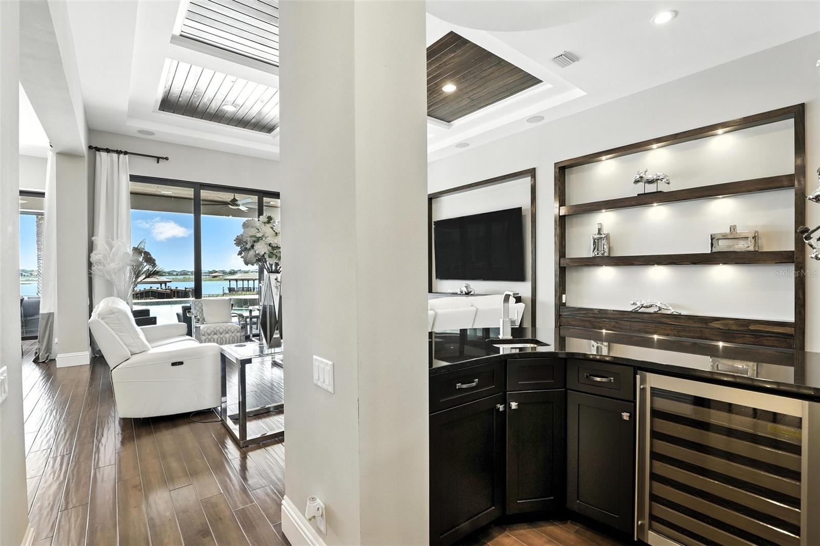 CASA DEL LAGO REP - Residential