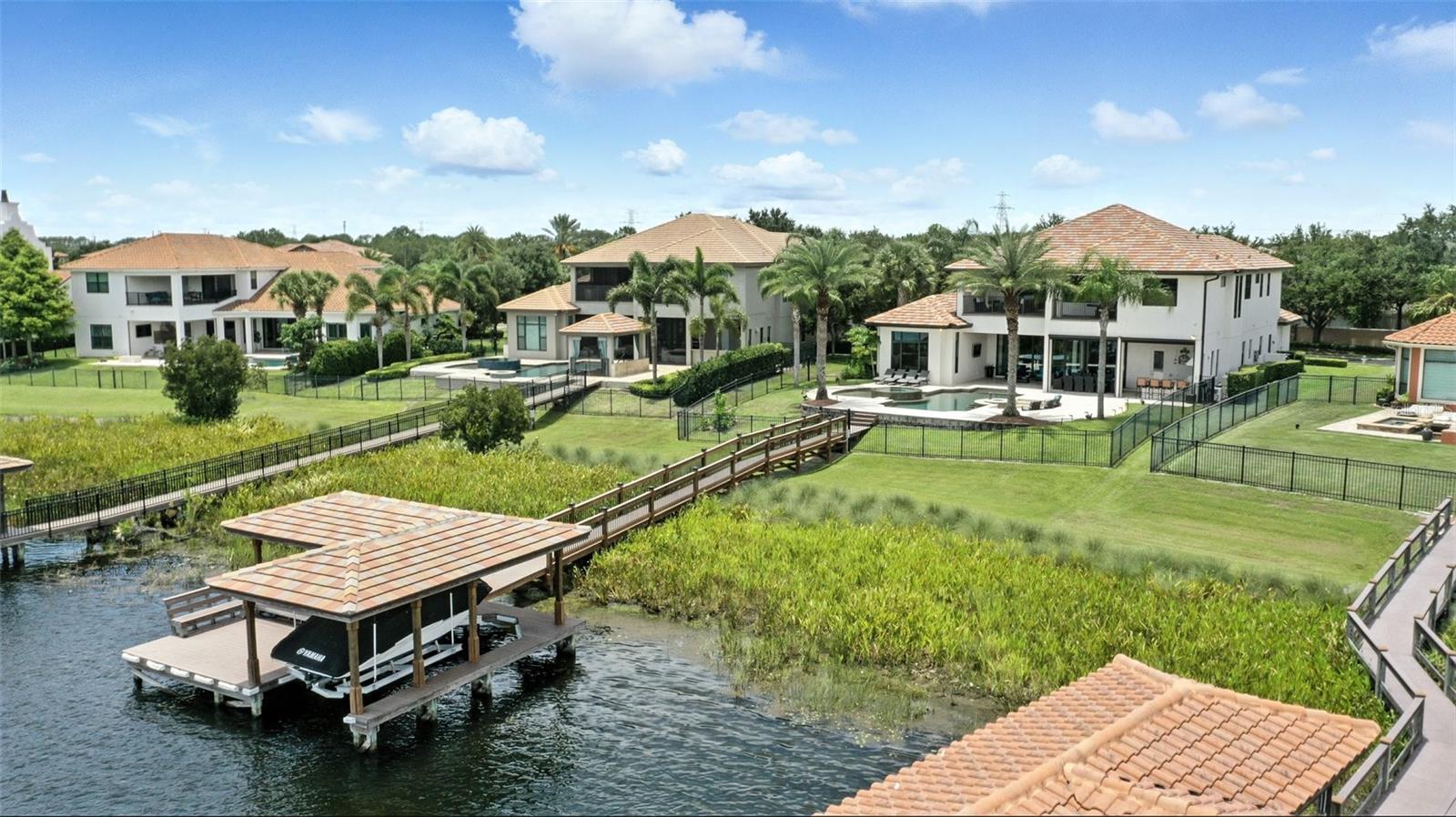 CASA DEL LAGO REP - Residential