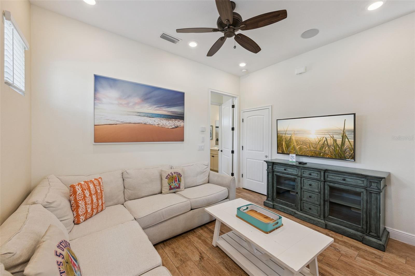 ROLLING OAKS PH 6 - Residential