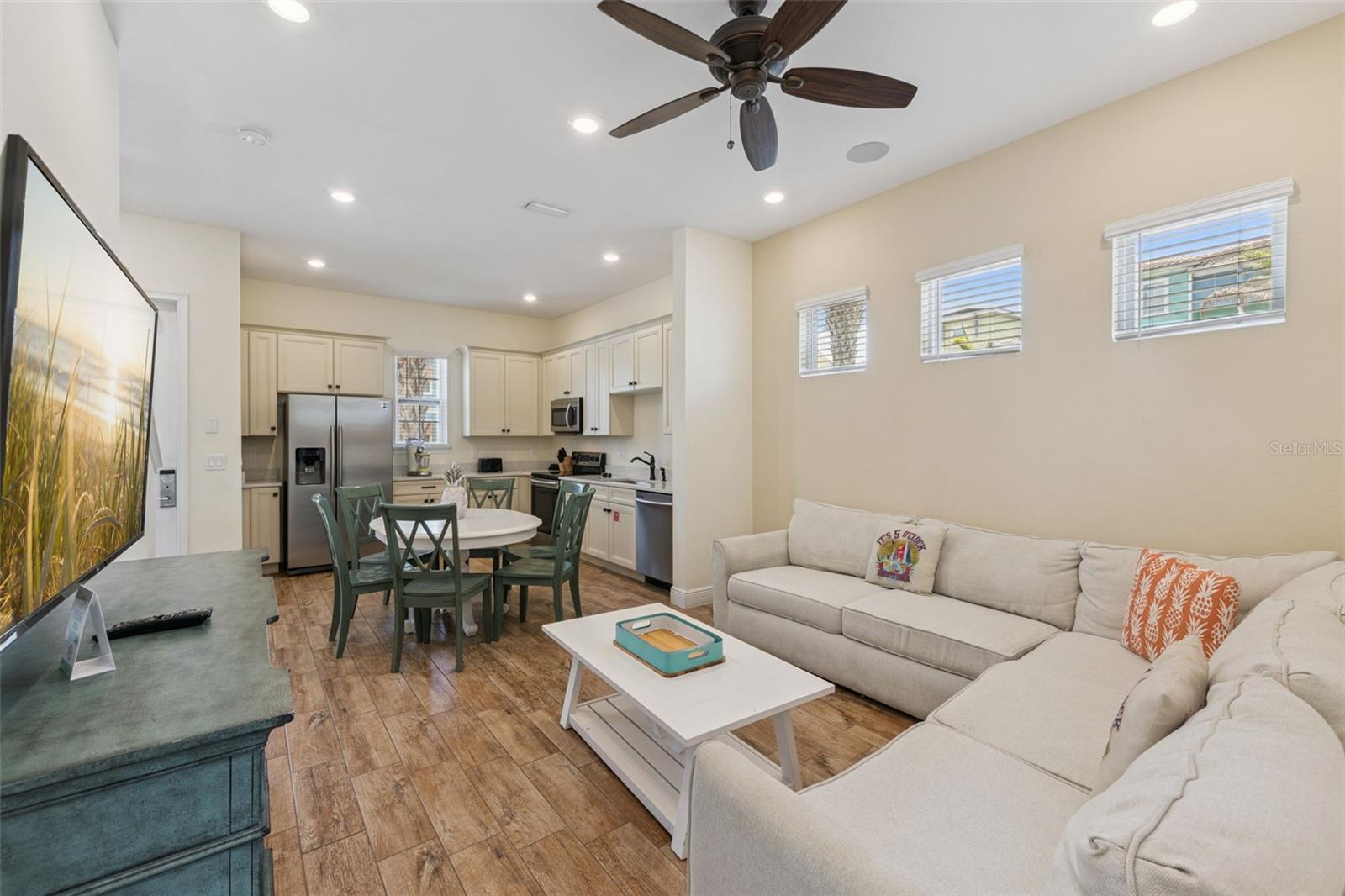 ROLLING OAKS PH 6 - Residential