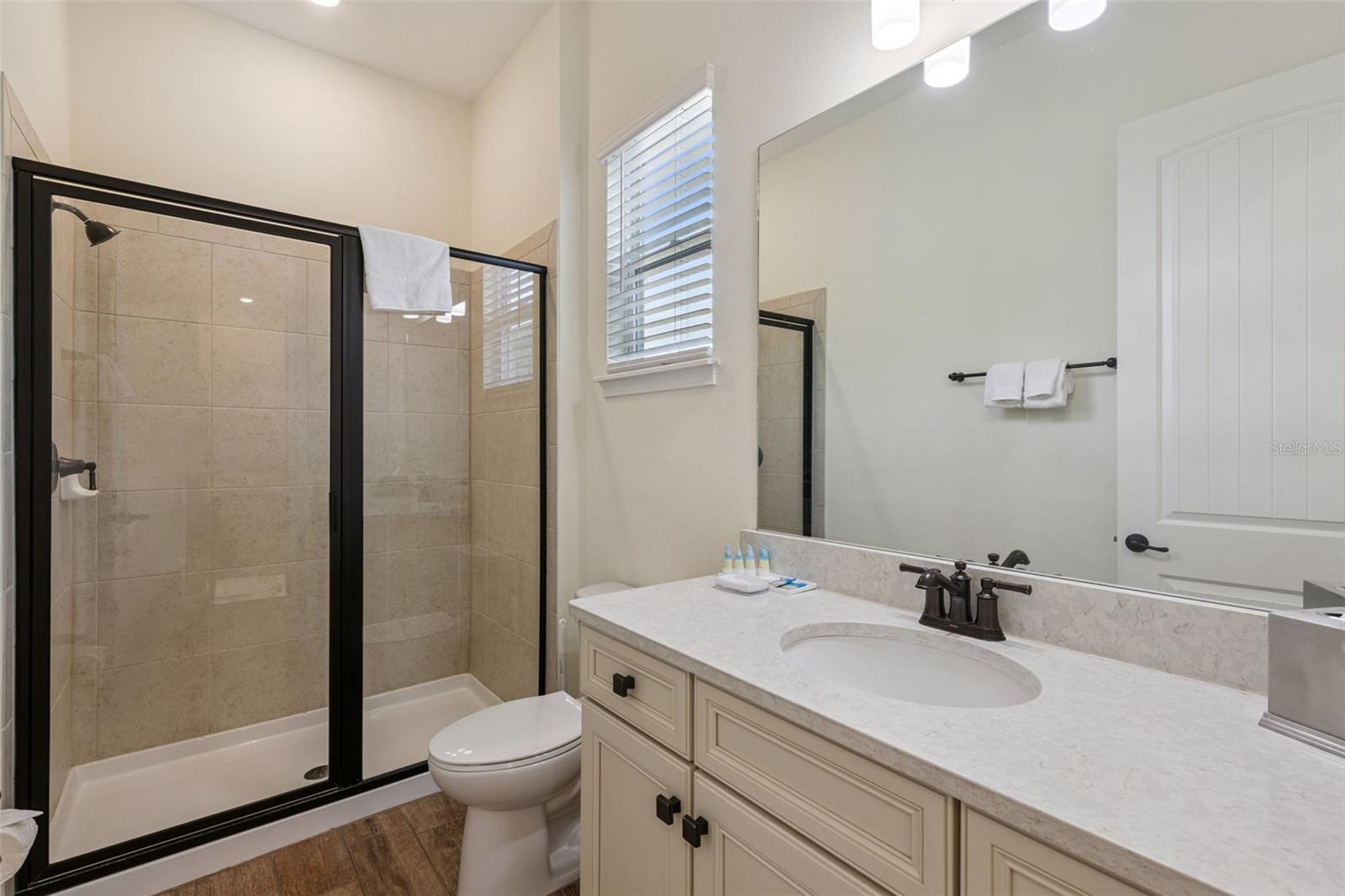 ROLLING OAKS PH 6 - Residential