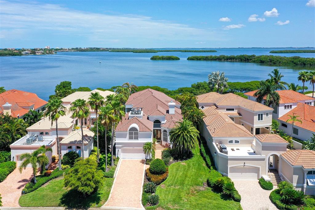 QUEENS HARBOUR - Residential