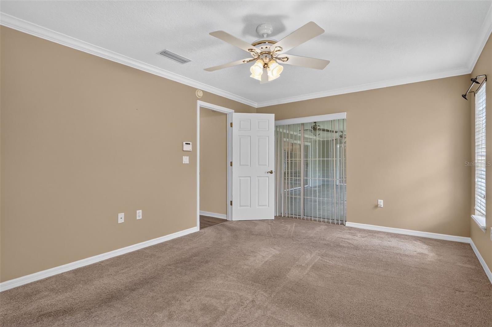EUSTIS LAKE WOODWARD ESTATES - Residential