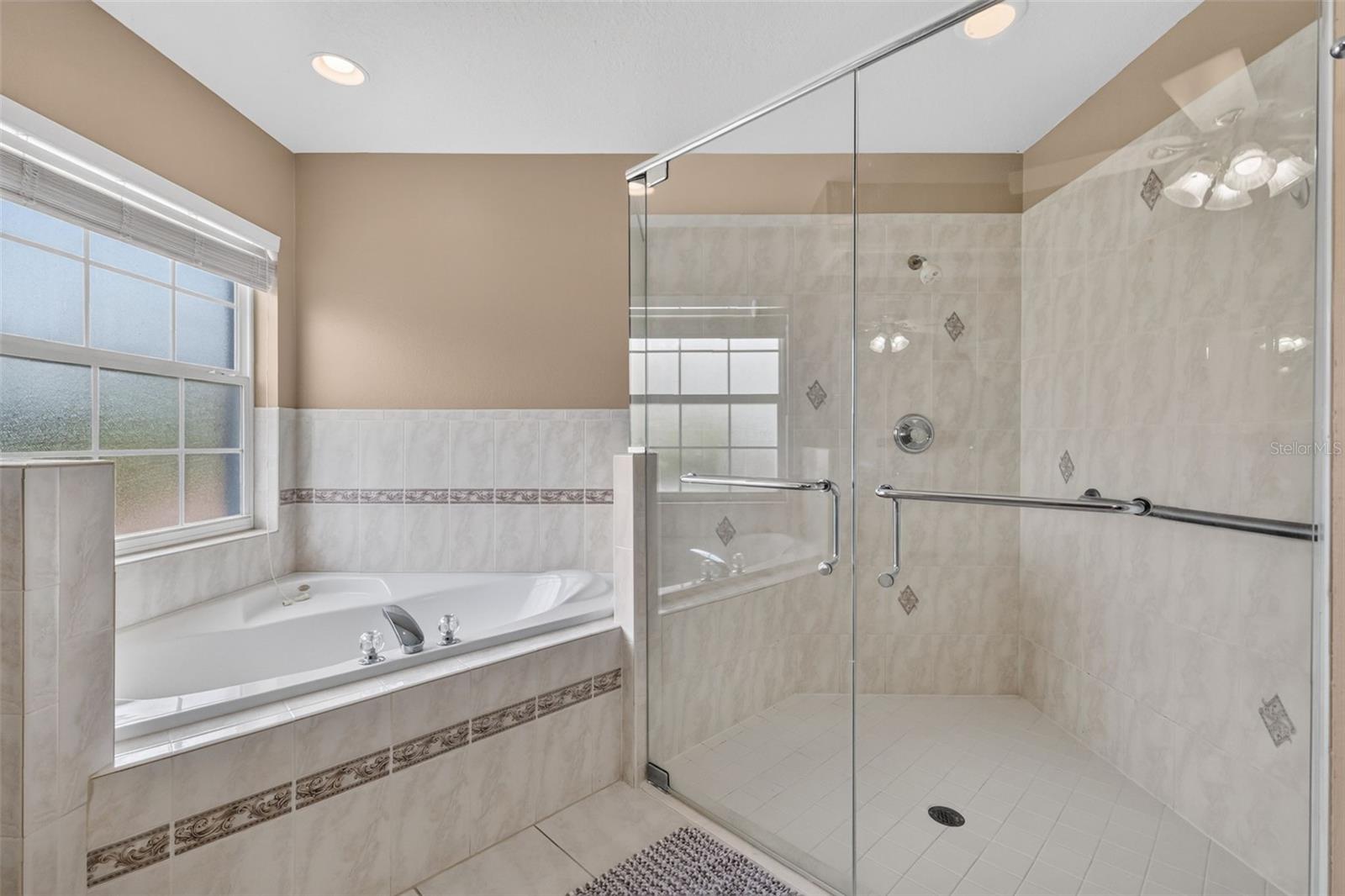 EUSTIS LAKE WOODWARD ESTATES - Residential