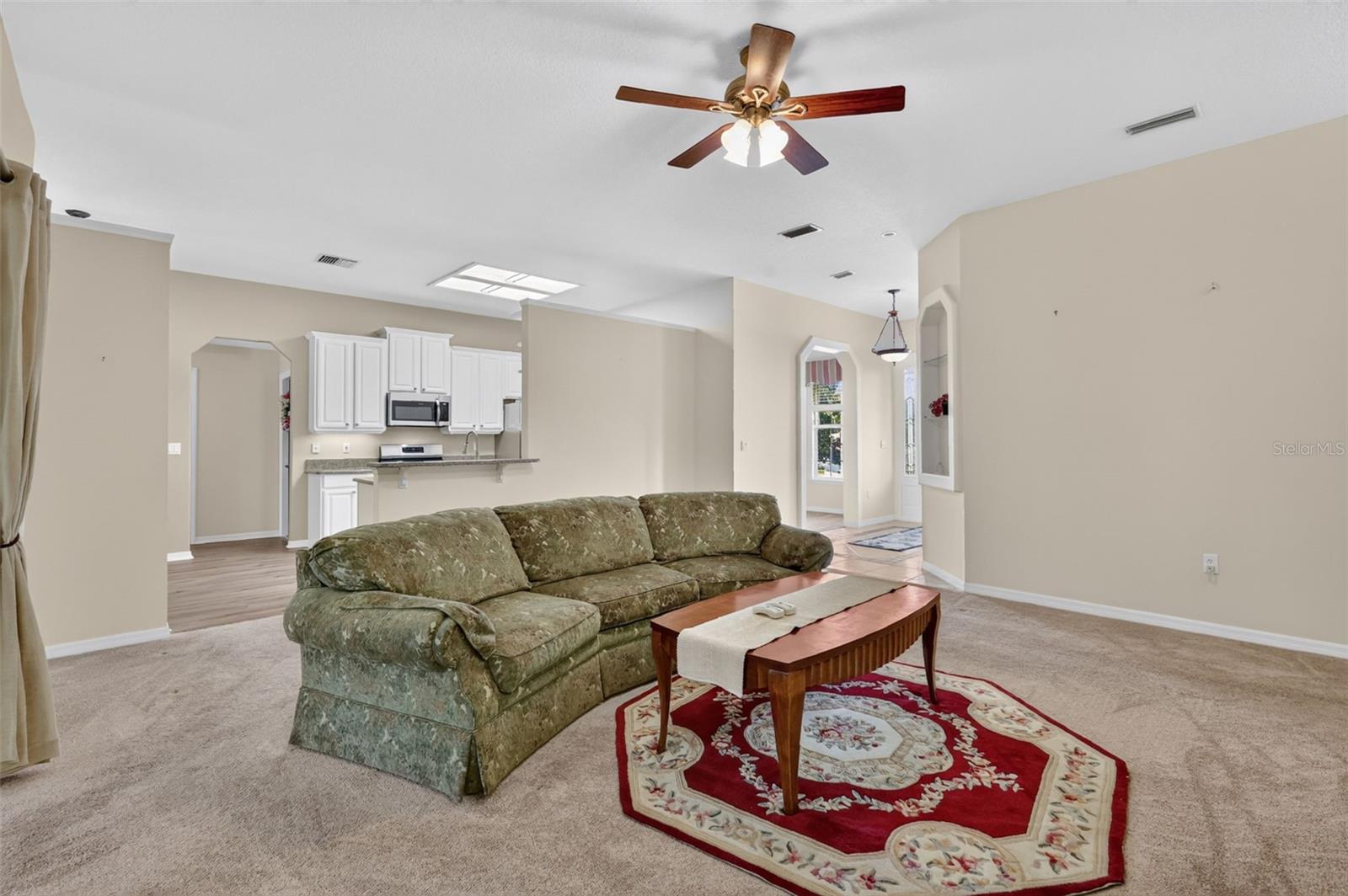 EUSTIS LAKE WOODWARD ESTATES - Residential
