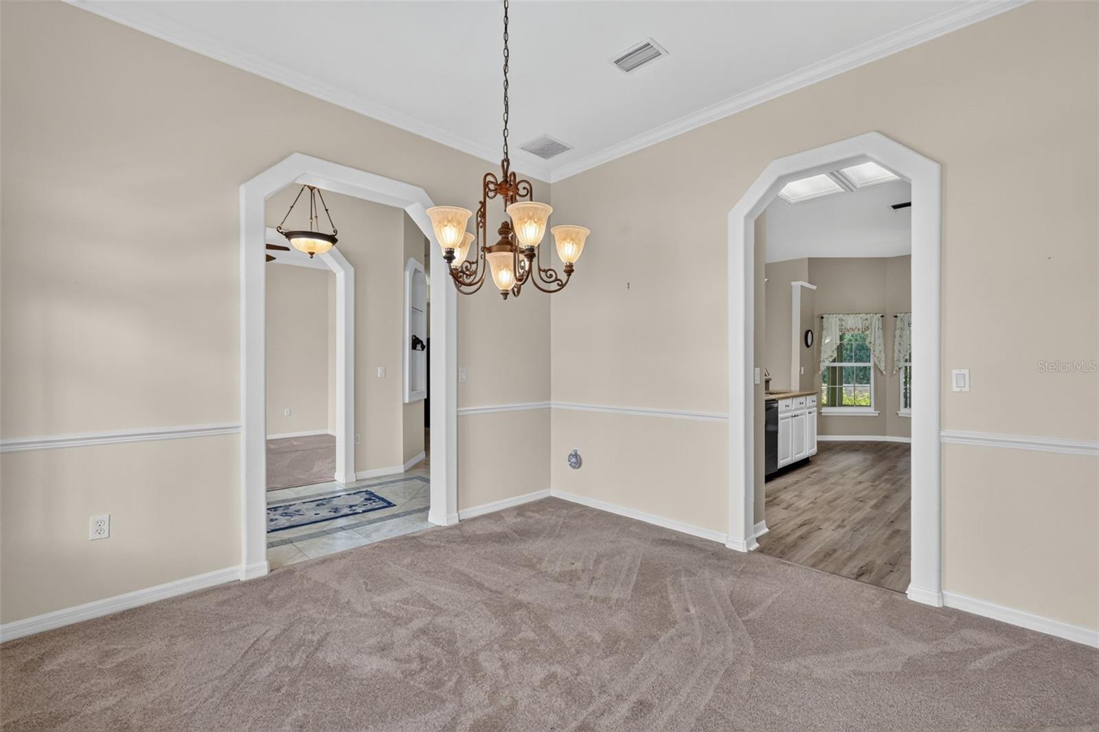 EUSTIS LAKE WOODWARD ESTATES - Residential