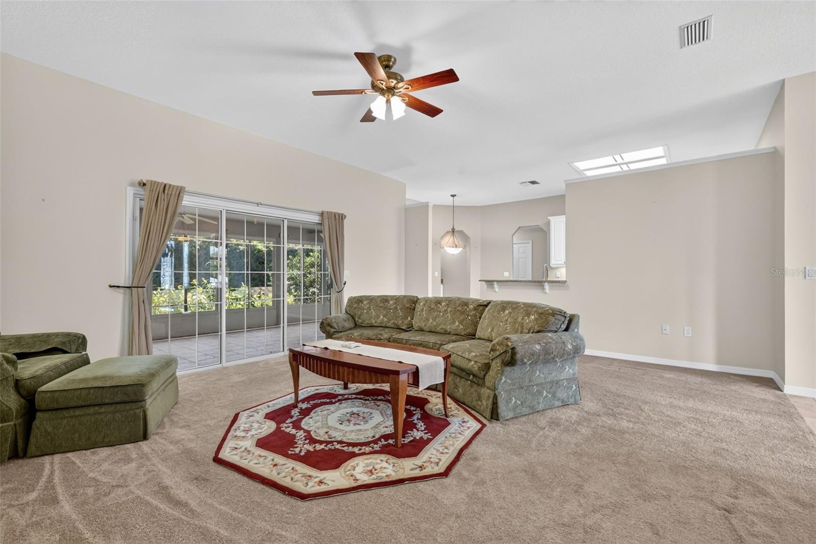EUSTIS LAKE WOODWARD ESTATES - Residential