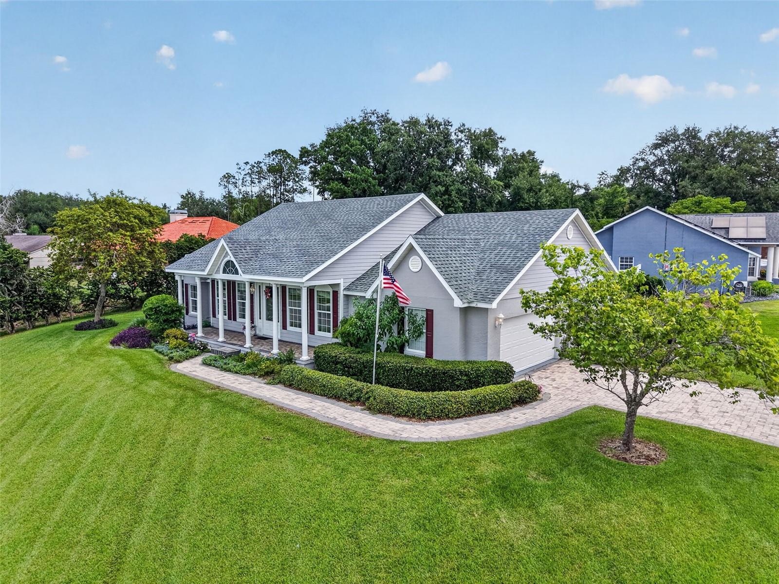 EUSTIS LAKE WOODWARD ESTATES - Residential