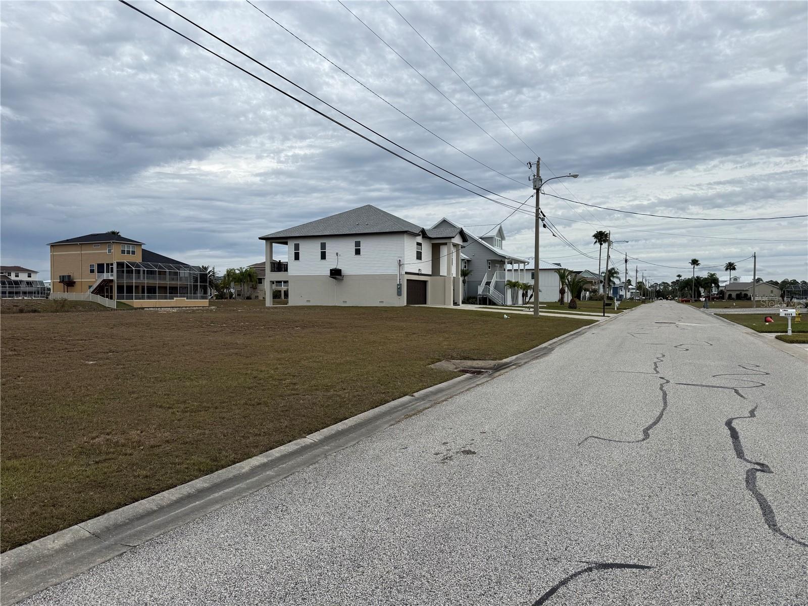 HERNANDO BEACH - Land