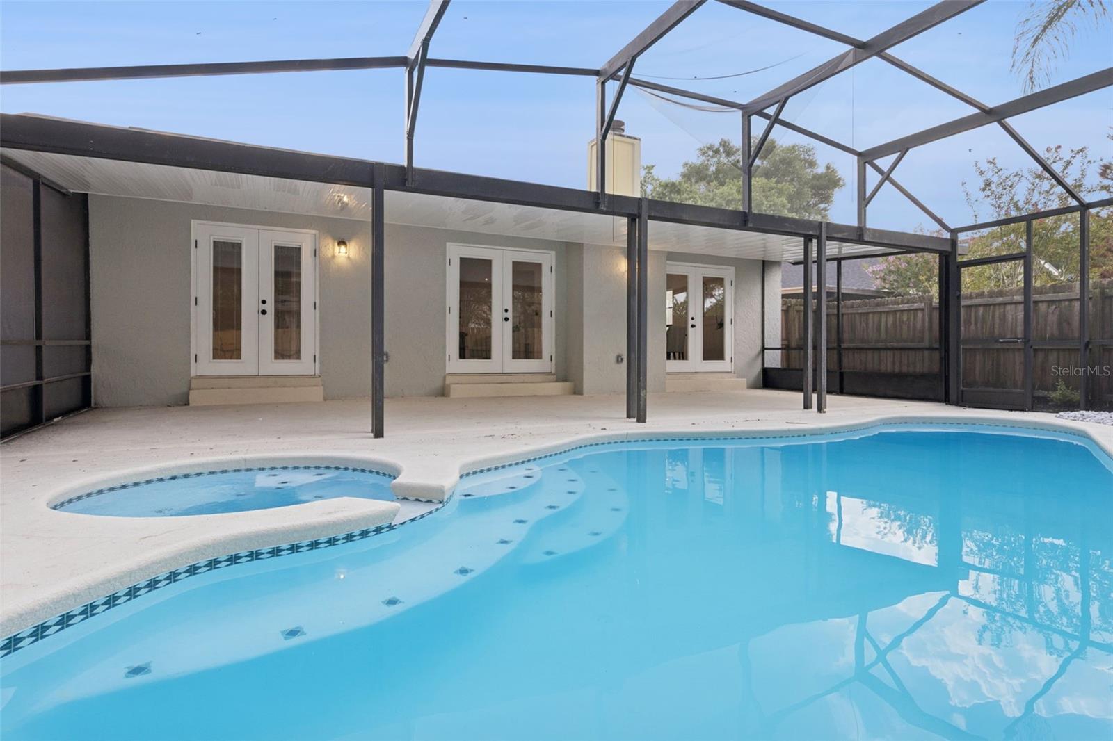 WEDGEWOOD TENNIS VILLAS - Residential
