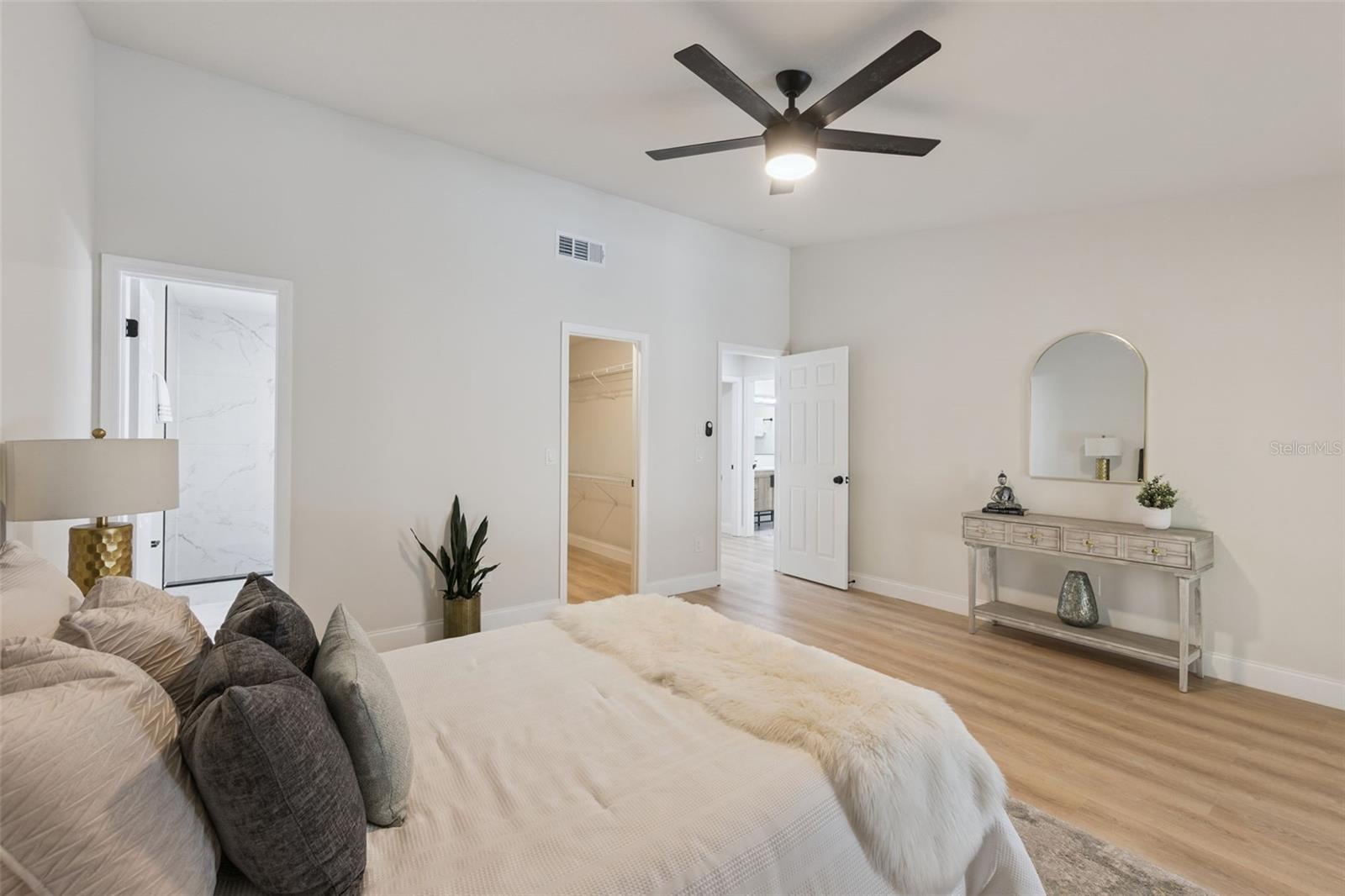 WEDGEWOOD TENNIS VILLAS - Residential