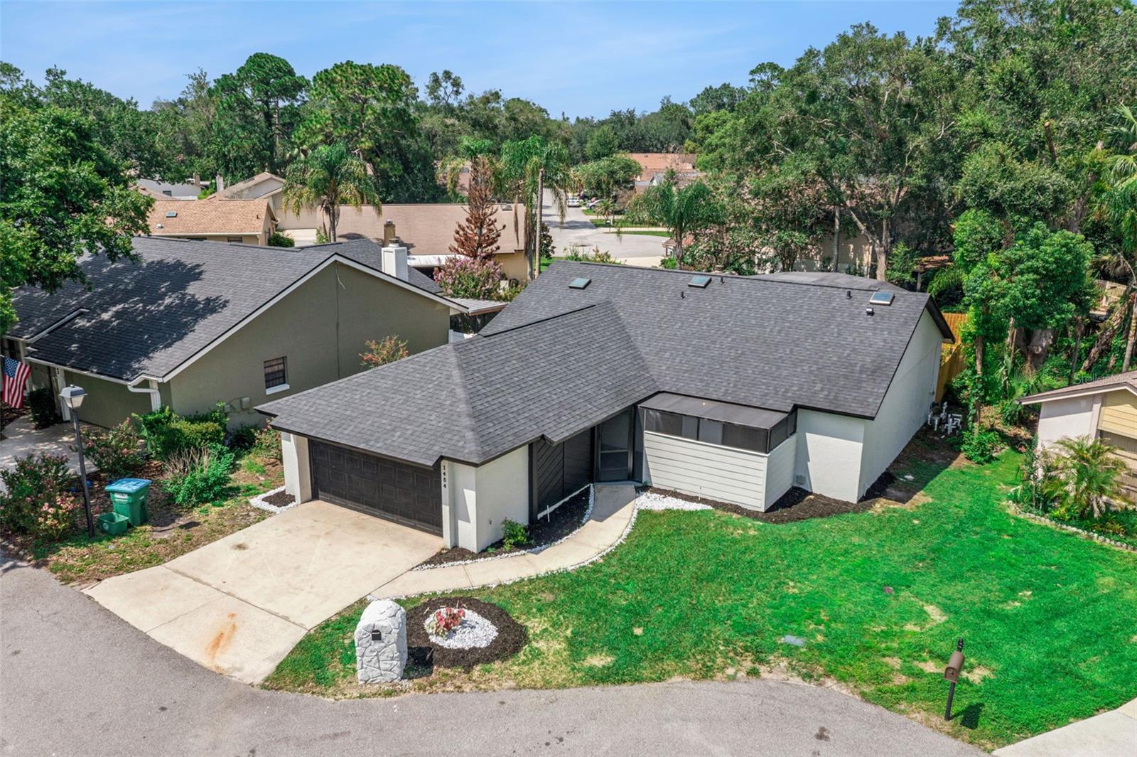 WEDGEWOOD TENNIS VILLAS - Residential