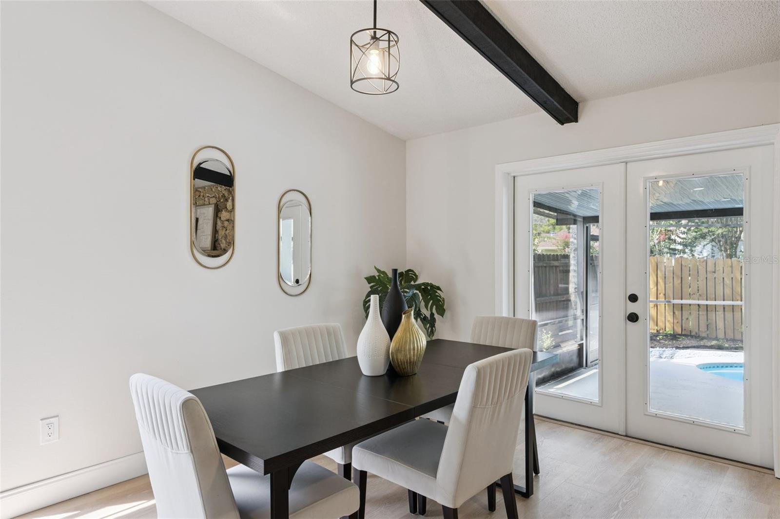 WEDGEWOOD TENNIS VILLAS - Residential
