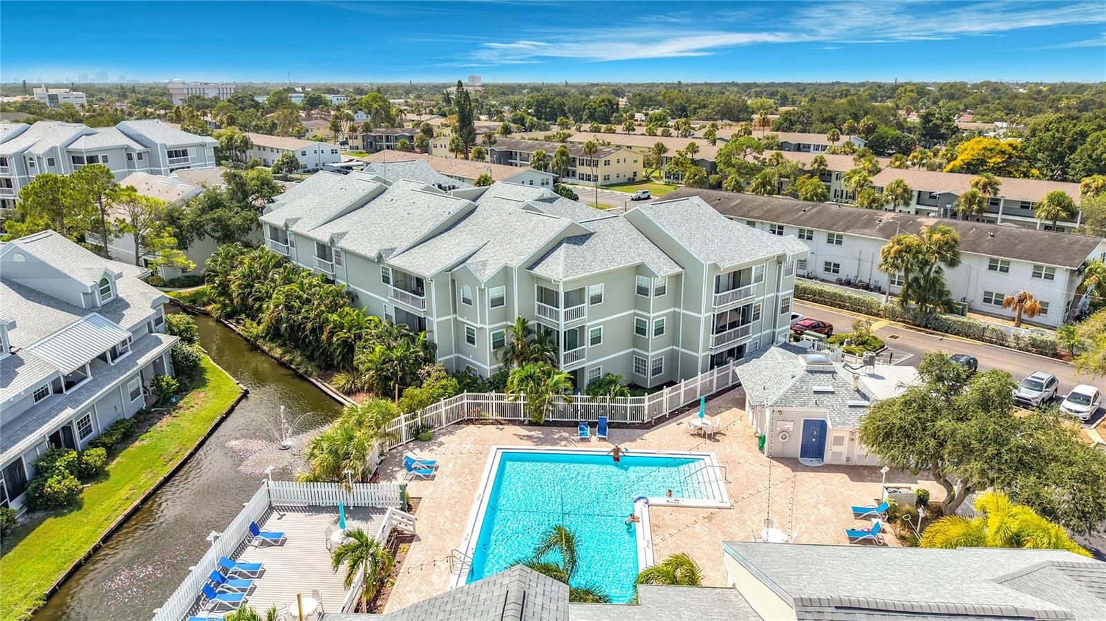 STONES THROW CONDO - Residential