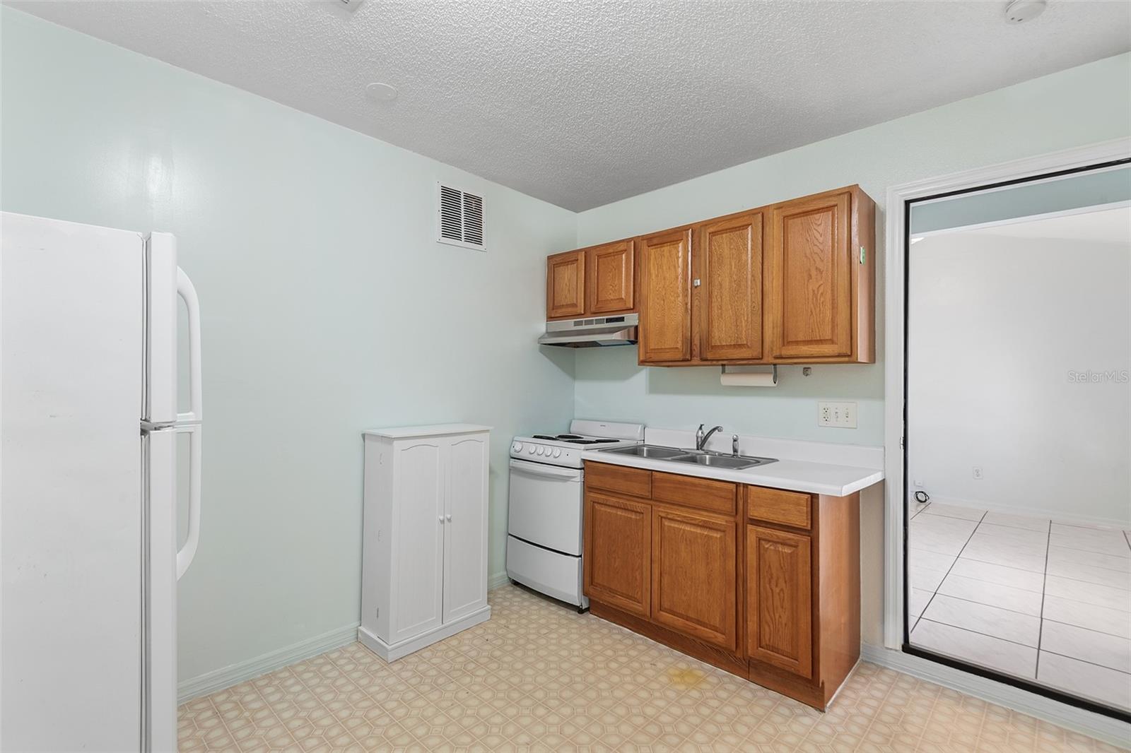 MEADOWS 2 AT BOGGY CREEK - Residential