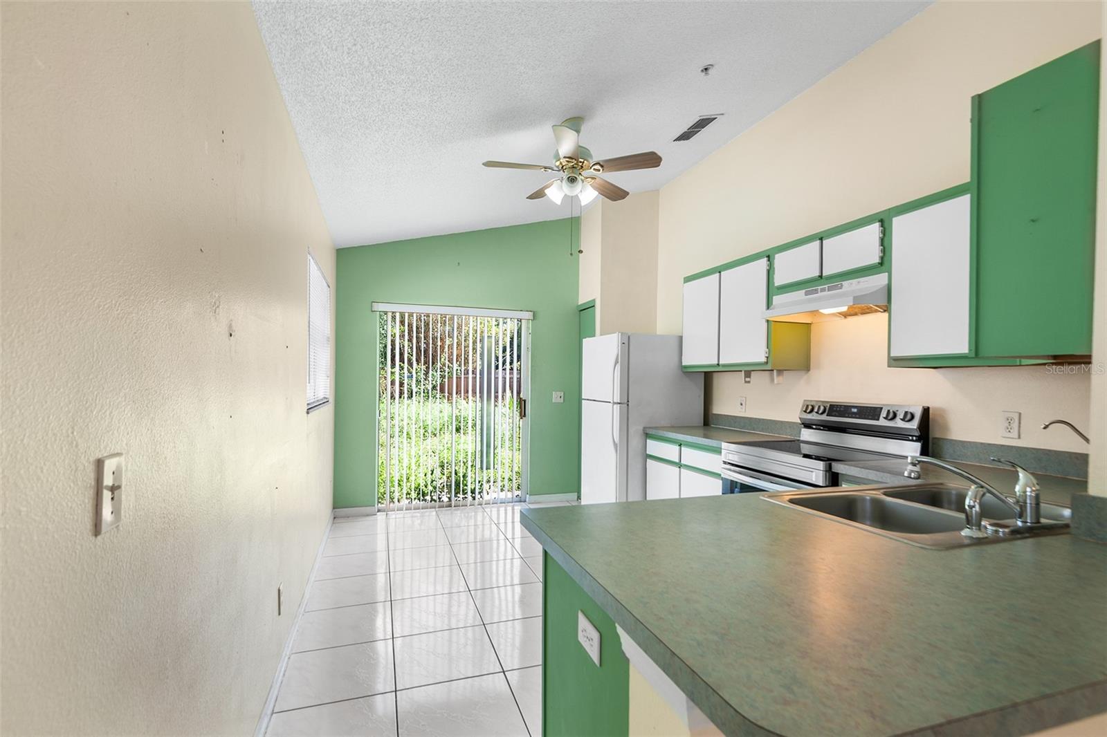 MEADOWS 2 AT BOGGY CREEK - Residential