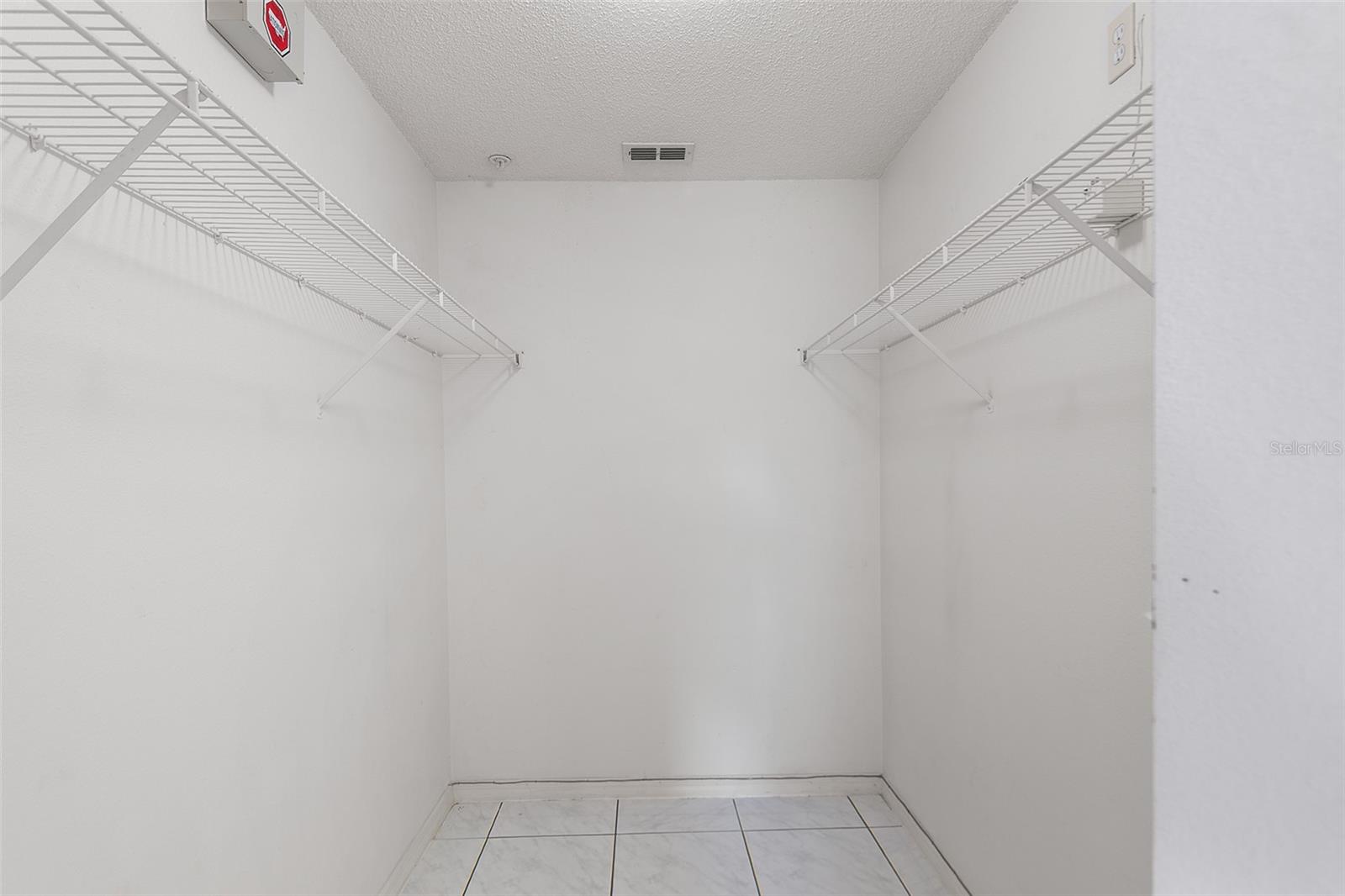 MEADOWS 2 AT BOGGY CREEK - Residential