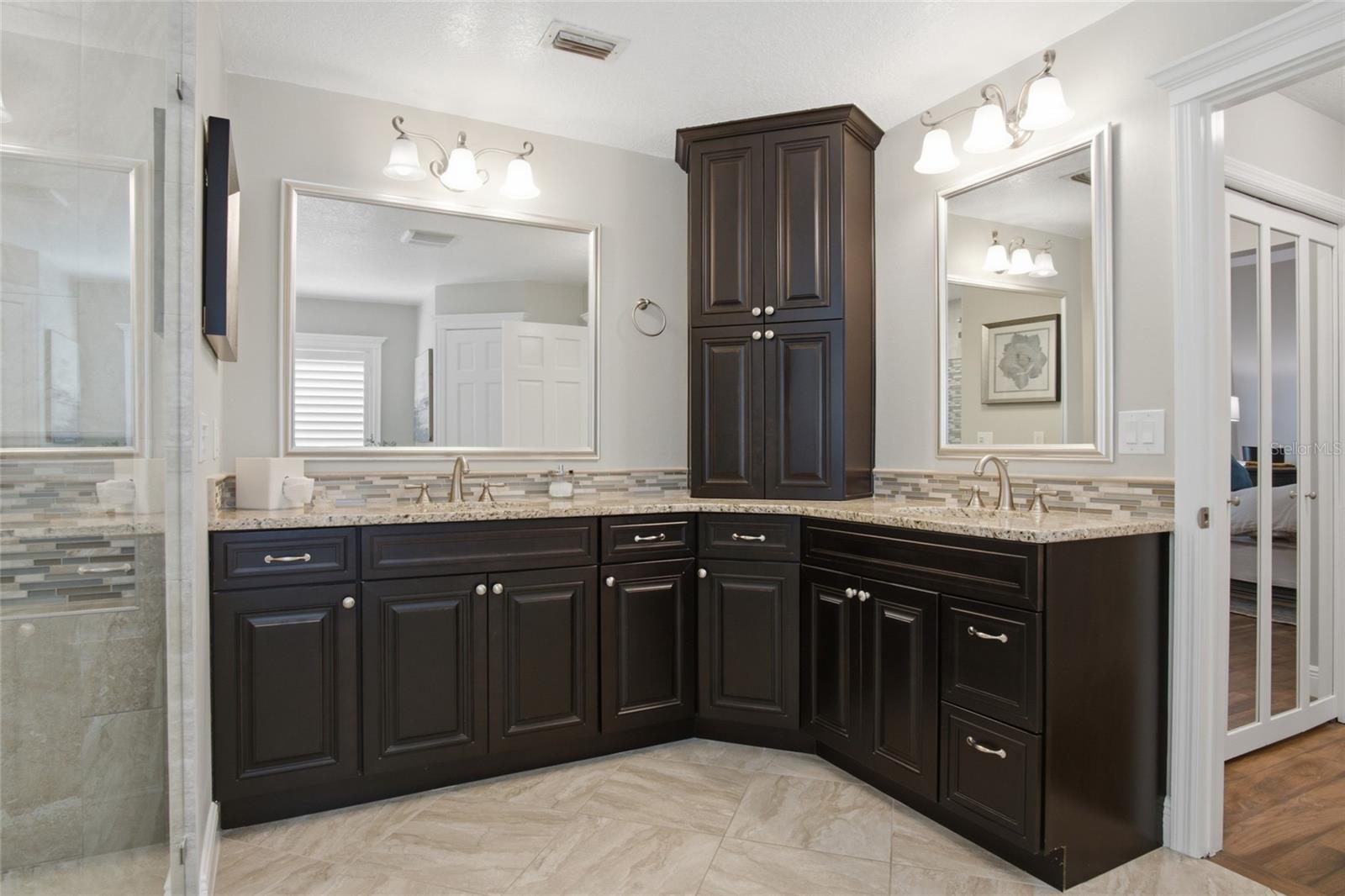 CREEKS BEND - Residential
