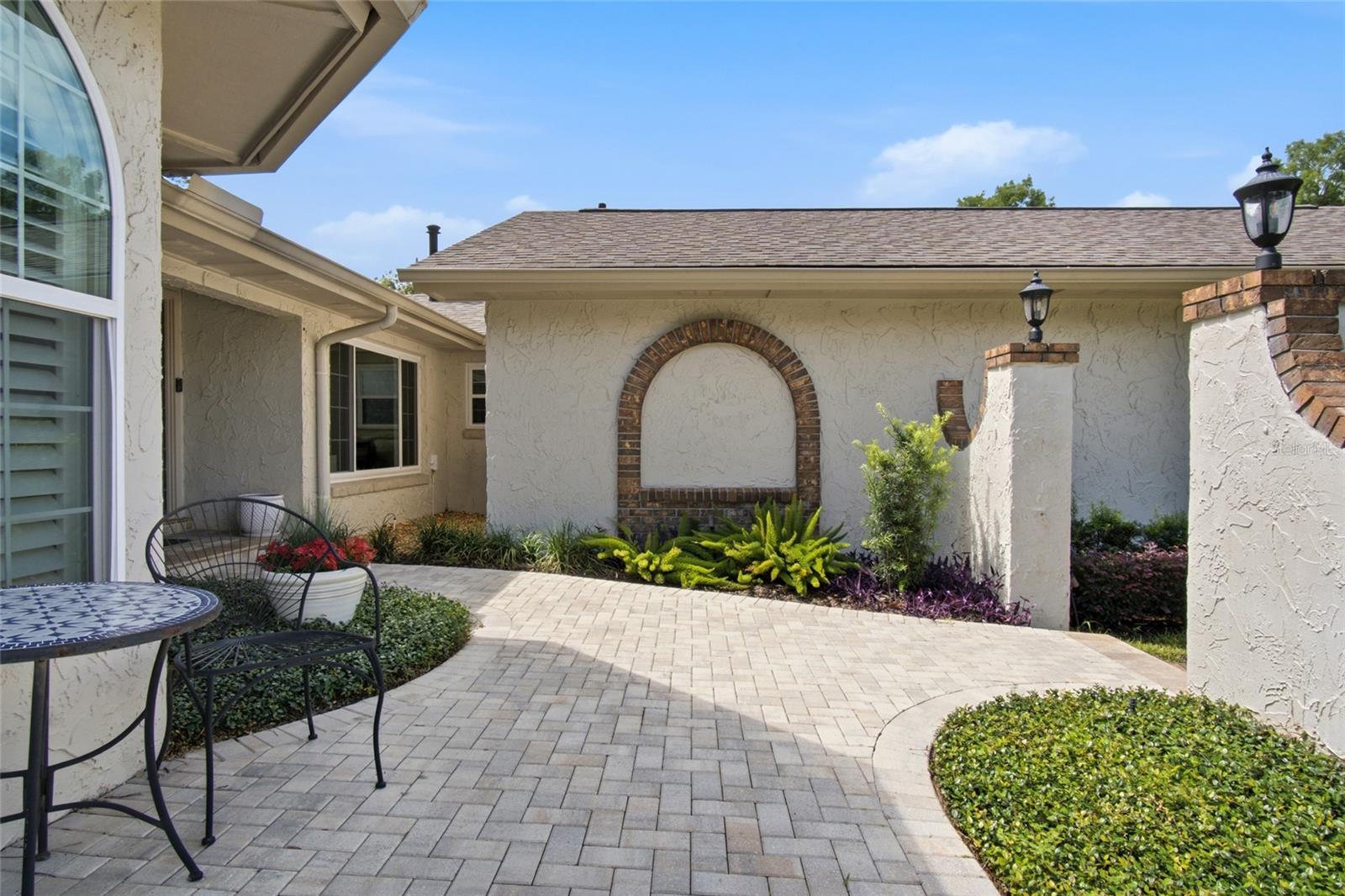 CREEKS BEND - Residential