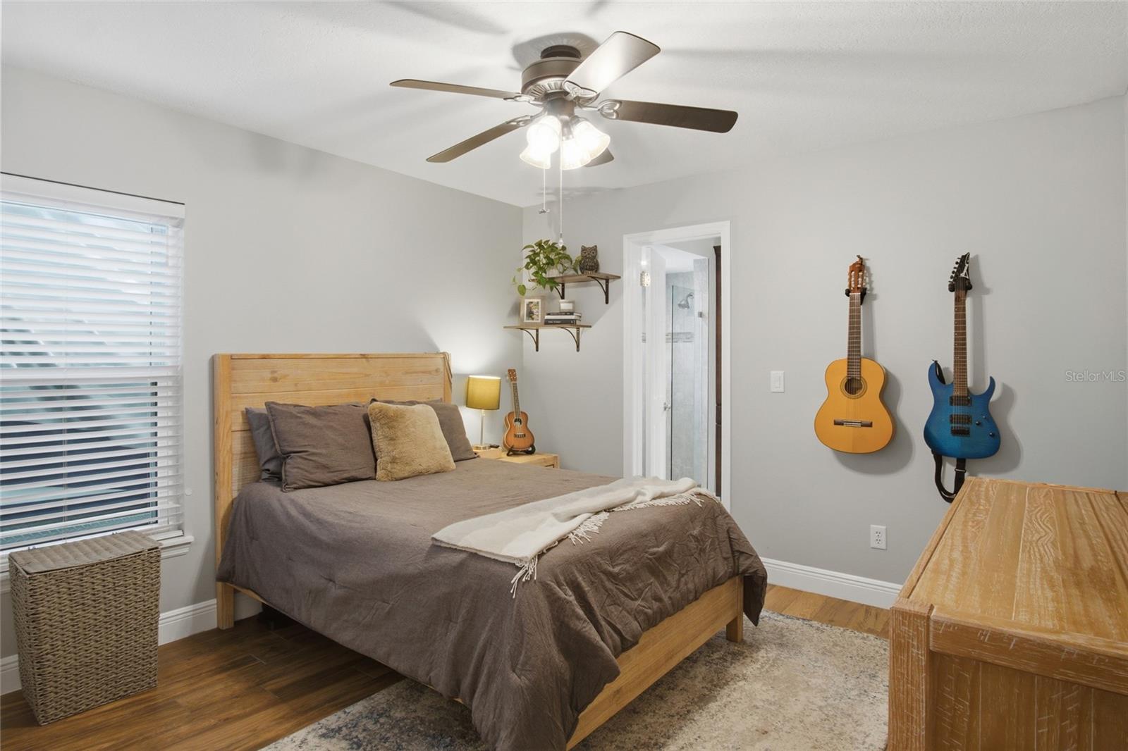CREEKS BEND - Residential