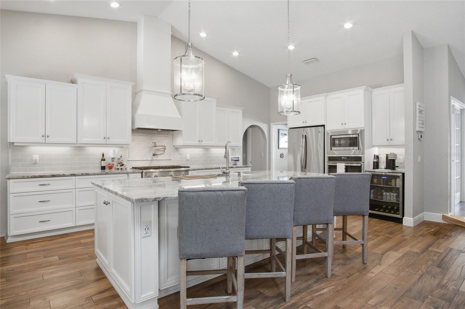 CREEKS BEND - Residential