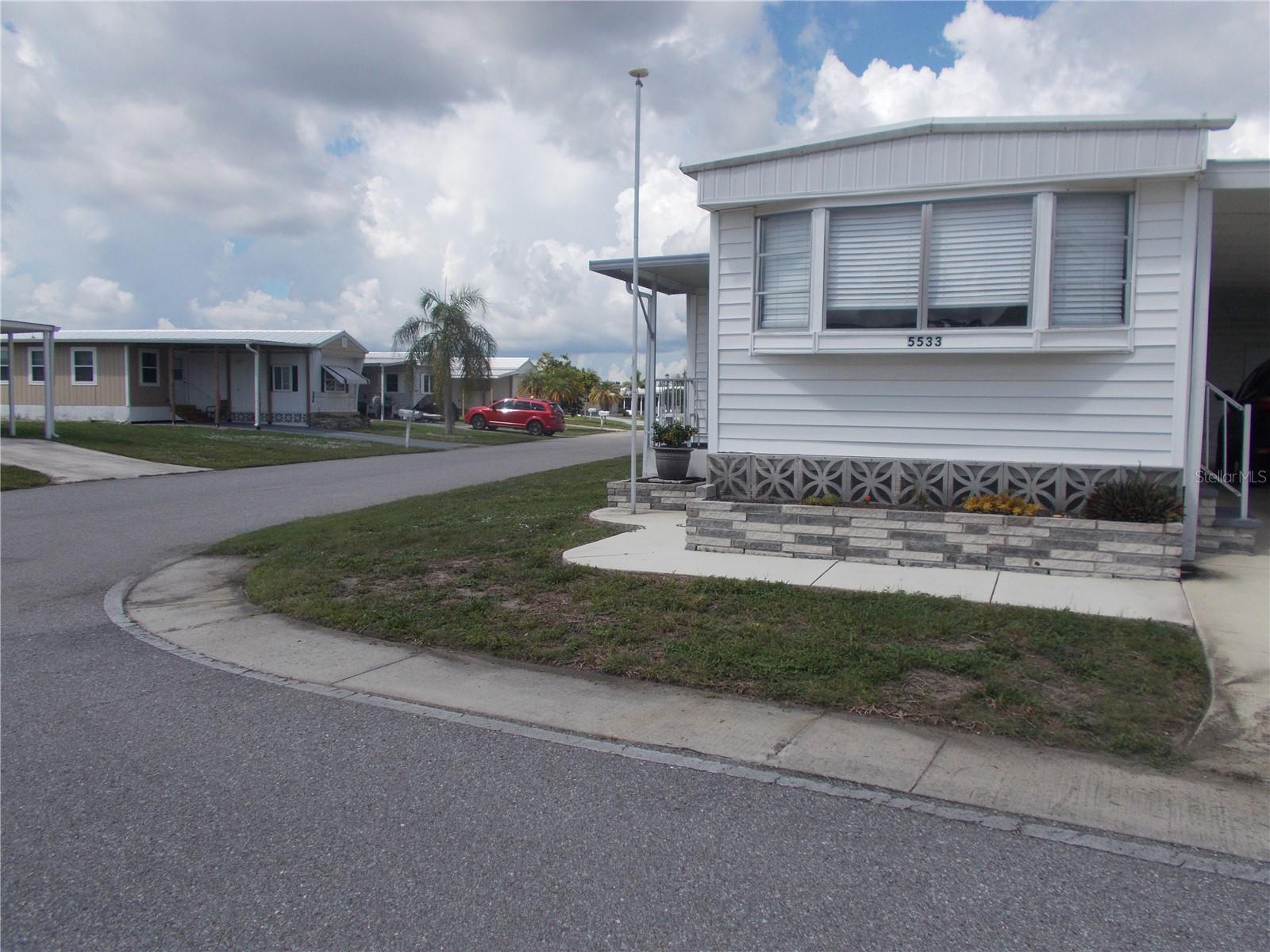 HOLIDAY PARK - Residential
