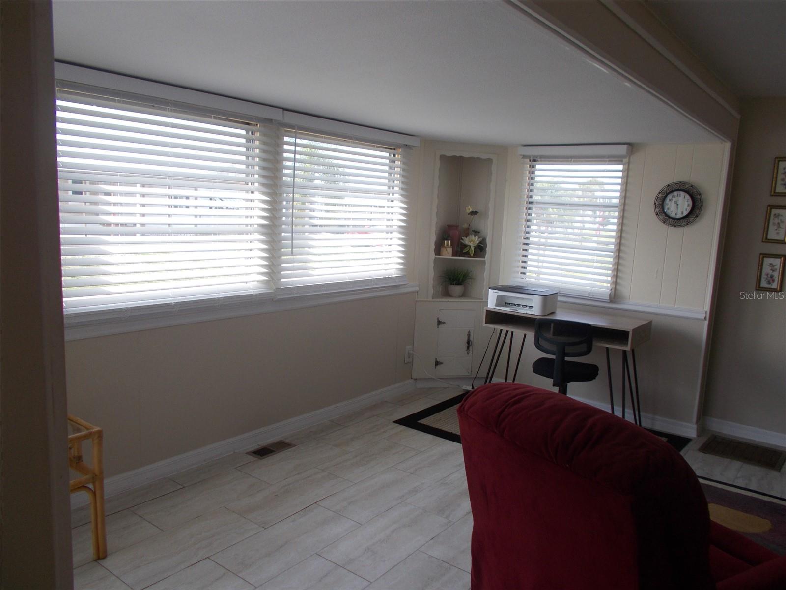 HOLIDAY PARK - Residential